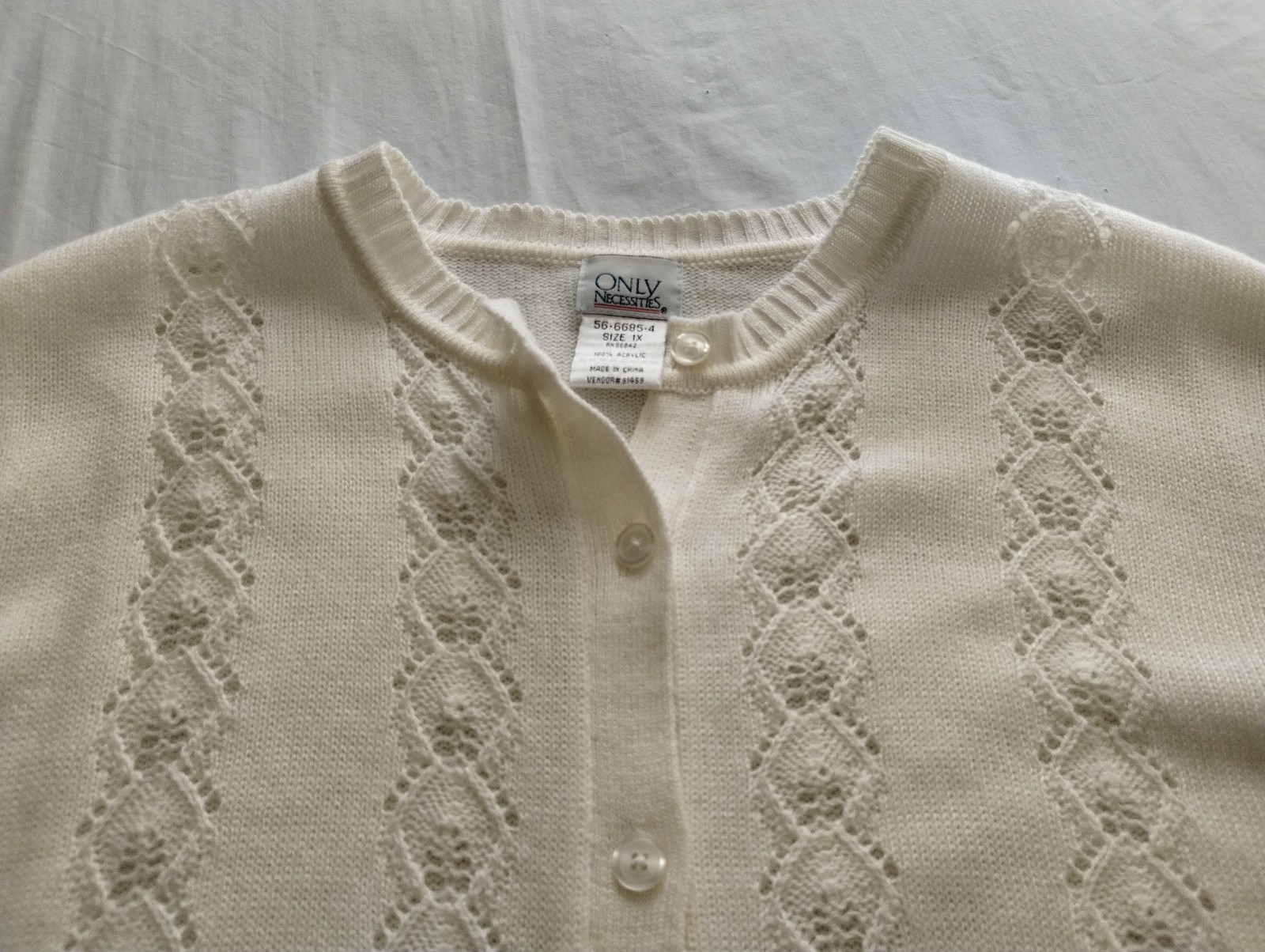 (Vtg) ONLY NECESSITIES Creamy White Long Sleeve BUTTON Up CARDIGAN Sweater Sz 1X