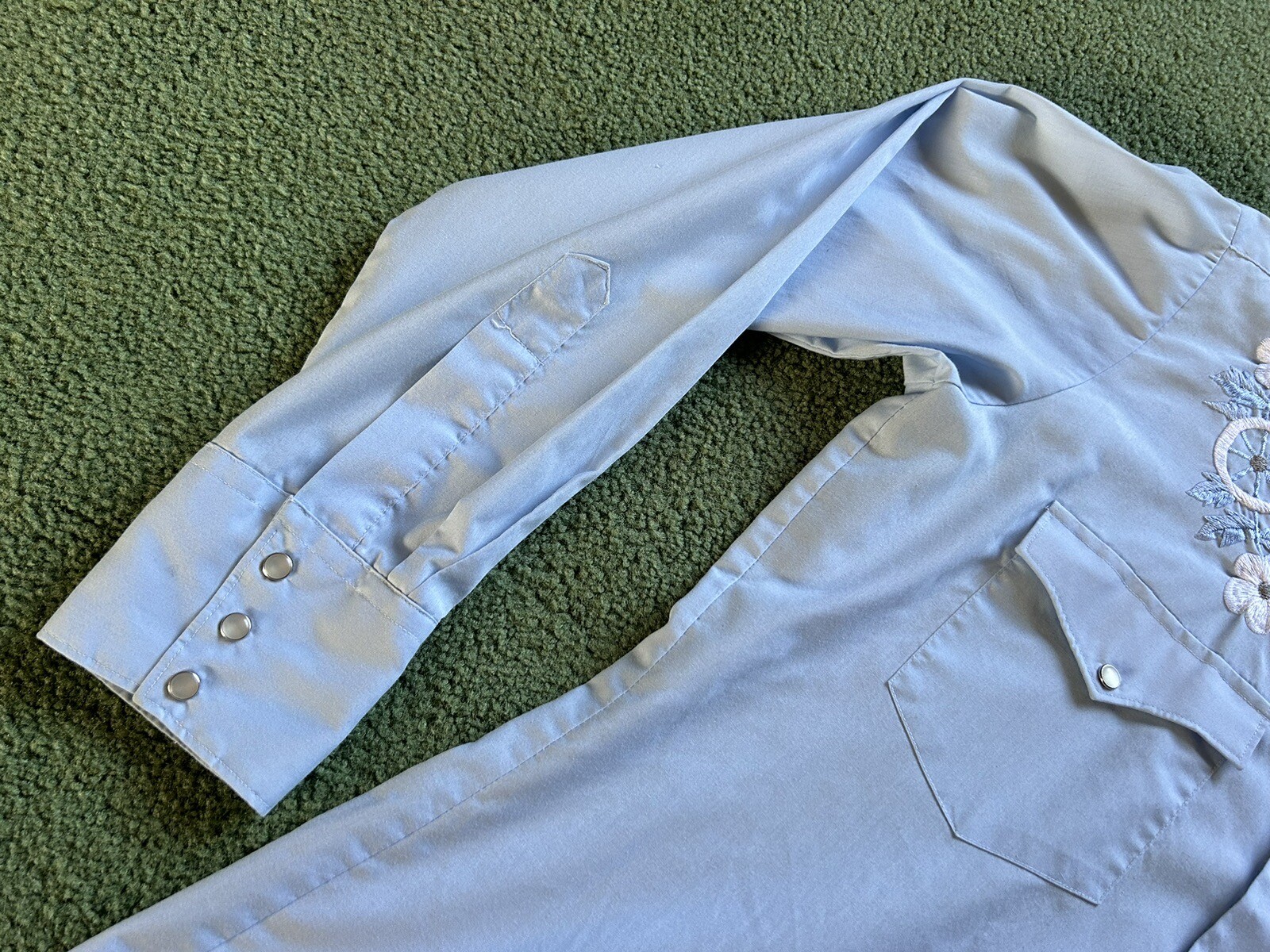 Vintage Women’s Karman Pearl Snap Button Down Long Sleeve Blue Western Shirt