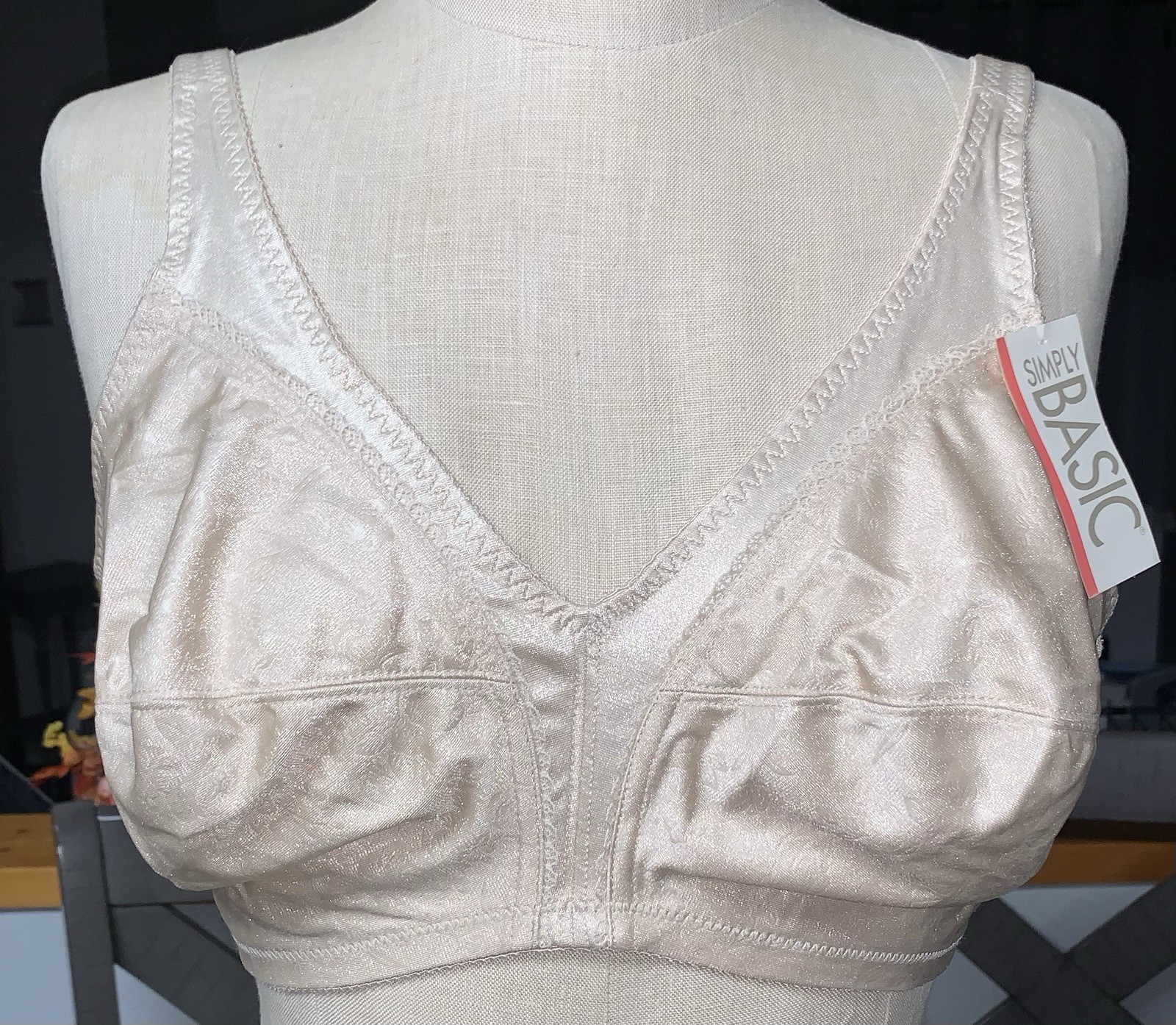 A4 NOS VTG WALMART SIMPLY BASIC 40D CLASSIC BEIGE MODEST PROMO BRA 5358 NYLON