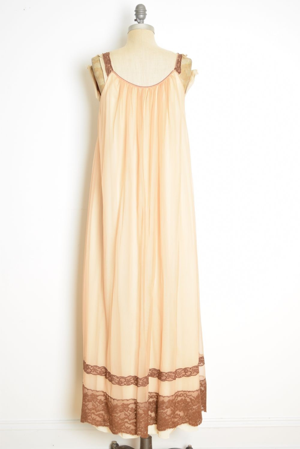 vintage 60s 2pc nightgown peignoir set chiffon lace Jenelle lingerie robe M