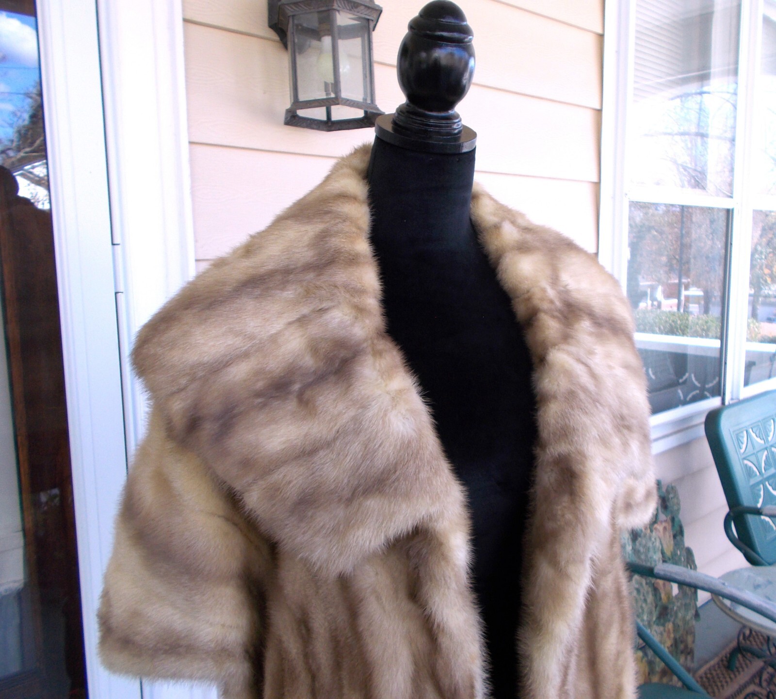 Vintage Light Champagne Honey Blonde Fur Mink Stole Cape With Wide Collar M-L