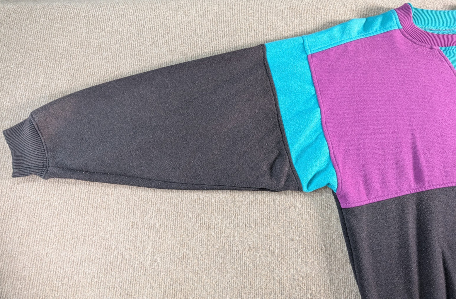 VTG Jordache International Sport Pullover Sweater Large? Black Purple Colorblock