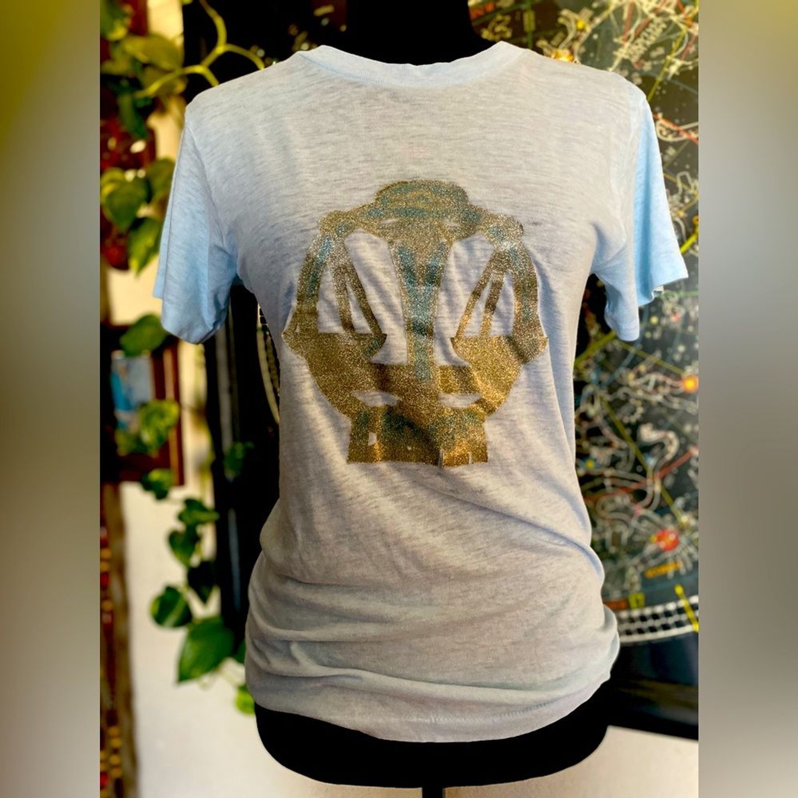 VTG 70’s Libra Zodiac sign Paper Thin Graphic Tee! Rad and Rare! Size S/M.