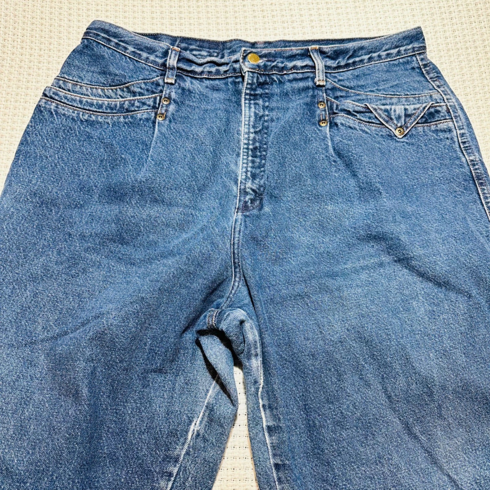 Vintage Rocky Mountain Western Jeans Womens 19/20 Blue High Waist Tapered V-Back