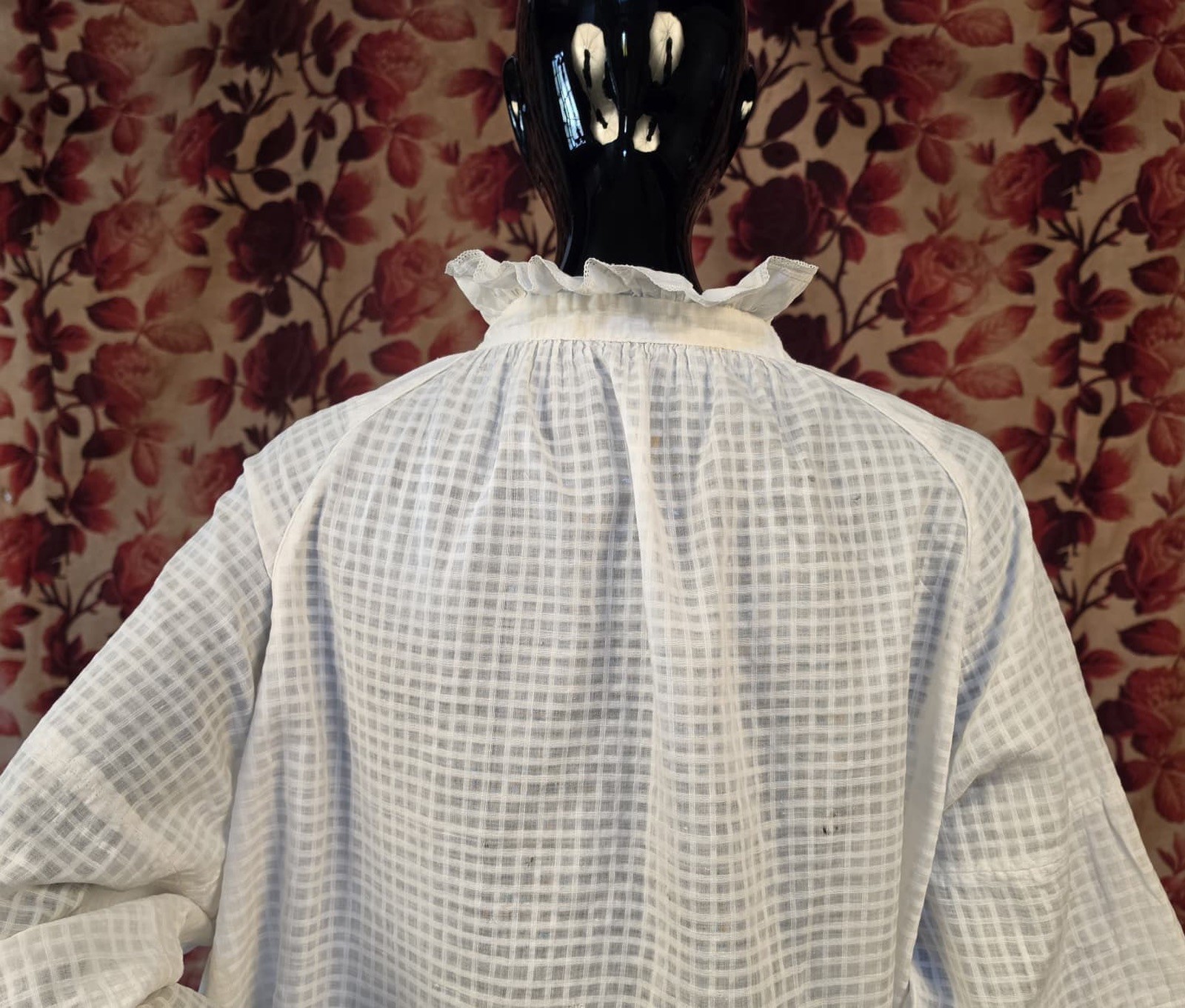 HAND SEWN 1830’S WHITE WINDOWPANE WEAVE COTTON SAC JACKET TOP W SIGNATURE