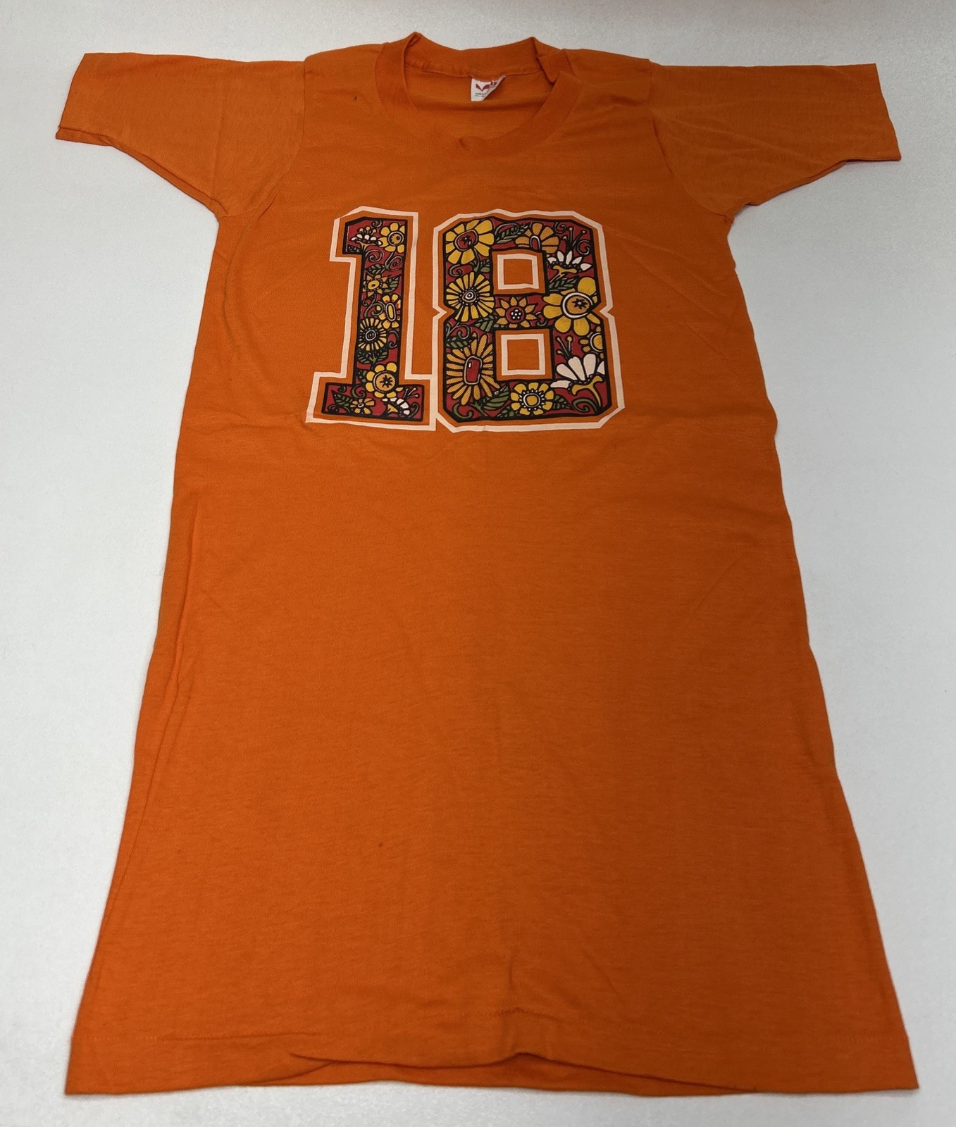Vtg 80-90s #18 Floral Design Varsity House T-shirt Sleepwear Size Women’s M