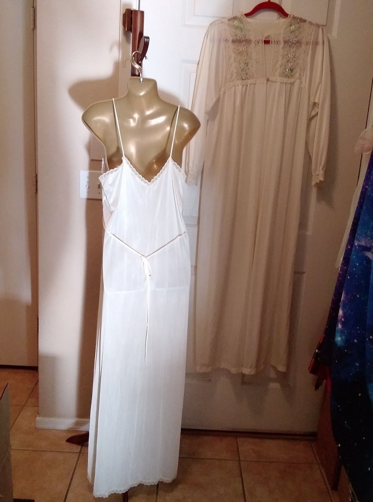 Vintage Sears 2pc Embroidered Bodice Long Nightgown & Robe Small 32/34