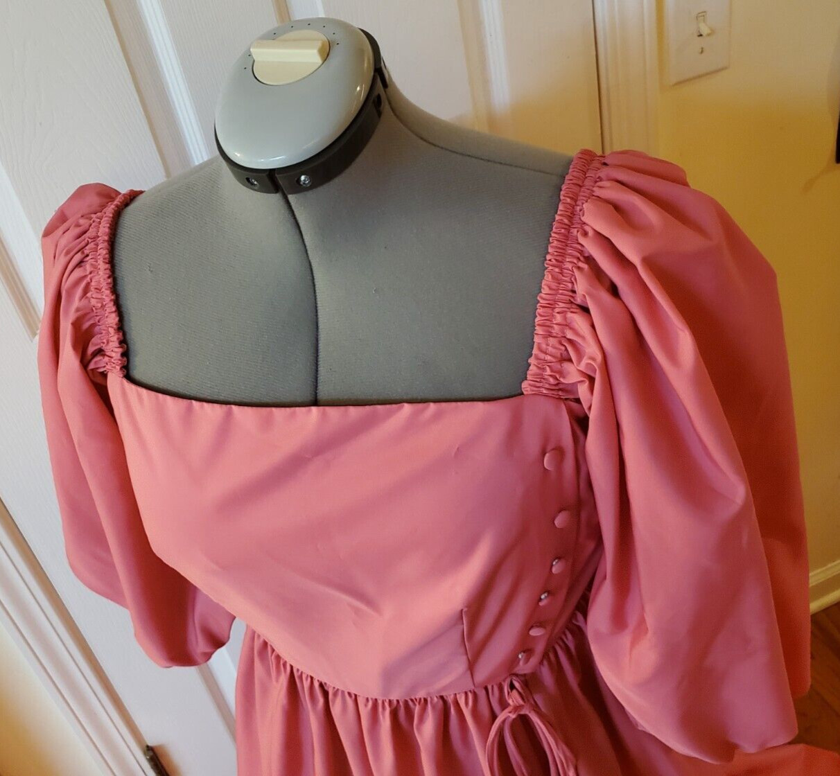 VTG Lorrie Deb San Francisco Pink Off Shoulder Cotttage Dress Balloon Sleeves