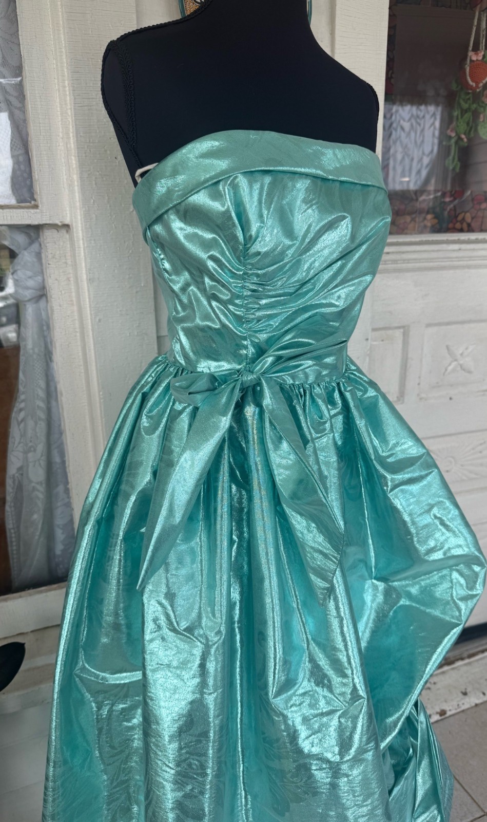 Vintage 80’s Aqua Green Lame’ Ball /Prom Gown Bustled Bow TD4 Eletra size 11/12