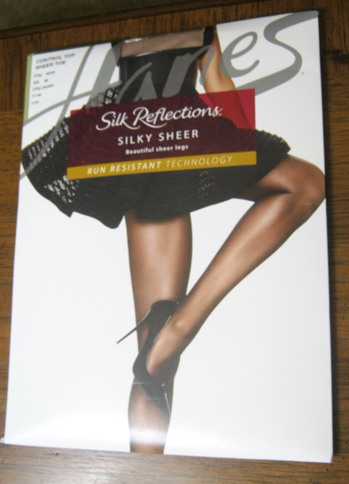 5 Pair NOS Vintage HANES Panty Hose & ADORABLE STOCKINGS Sz AB & 9 1/2-10