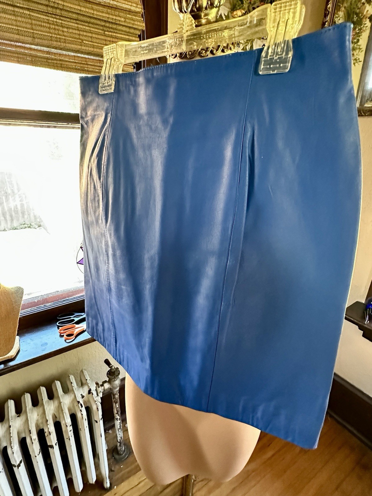 Vintage 80’s Chia Leather Mini Skirt Electric Blue Sz. 12 EUC