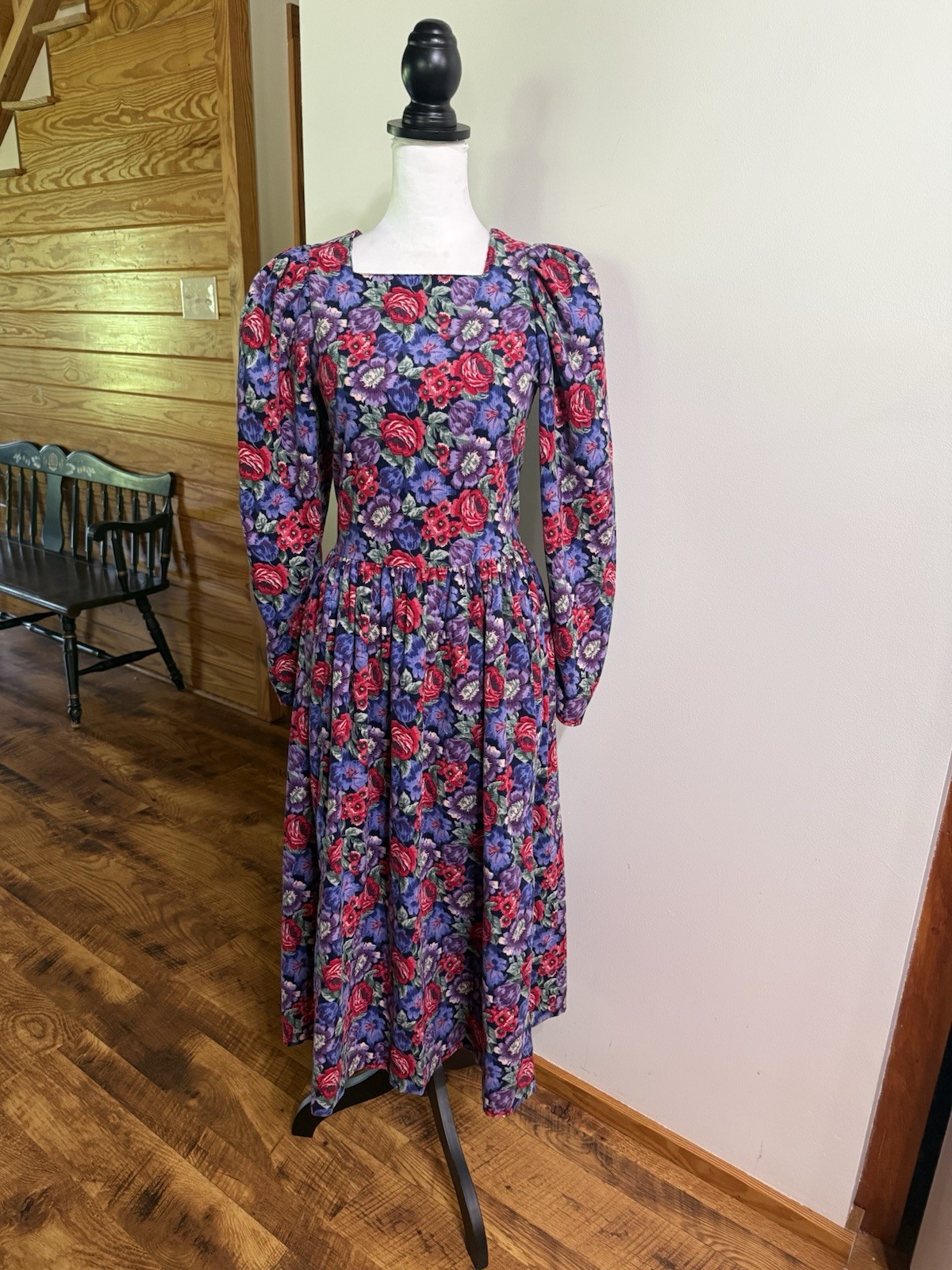 VTG 90s Laura Ashley Blue Red Purple Floral Puff Sleeve Corduroy Dress 6 (S)