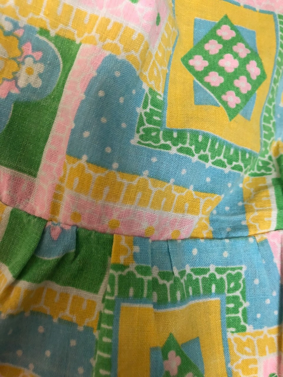 Vintage Peasant Garden Cotton lightweight Peasant dress Iowa Farm Milkmaid M/L