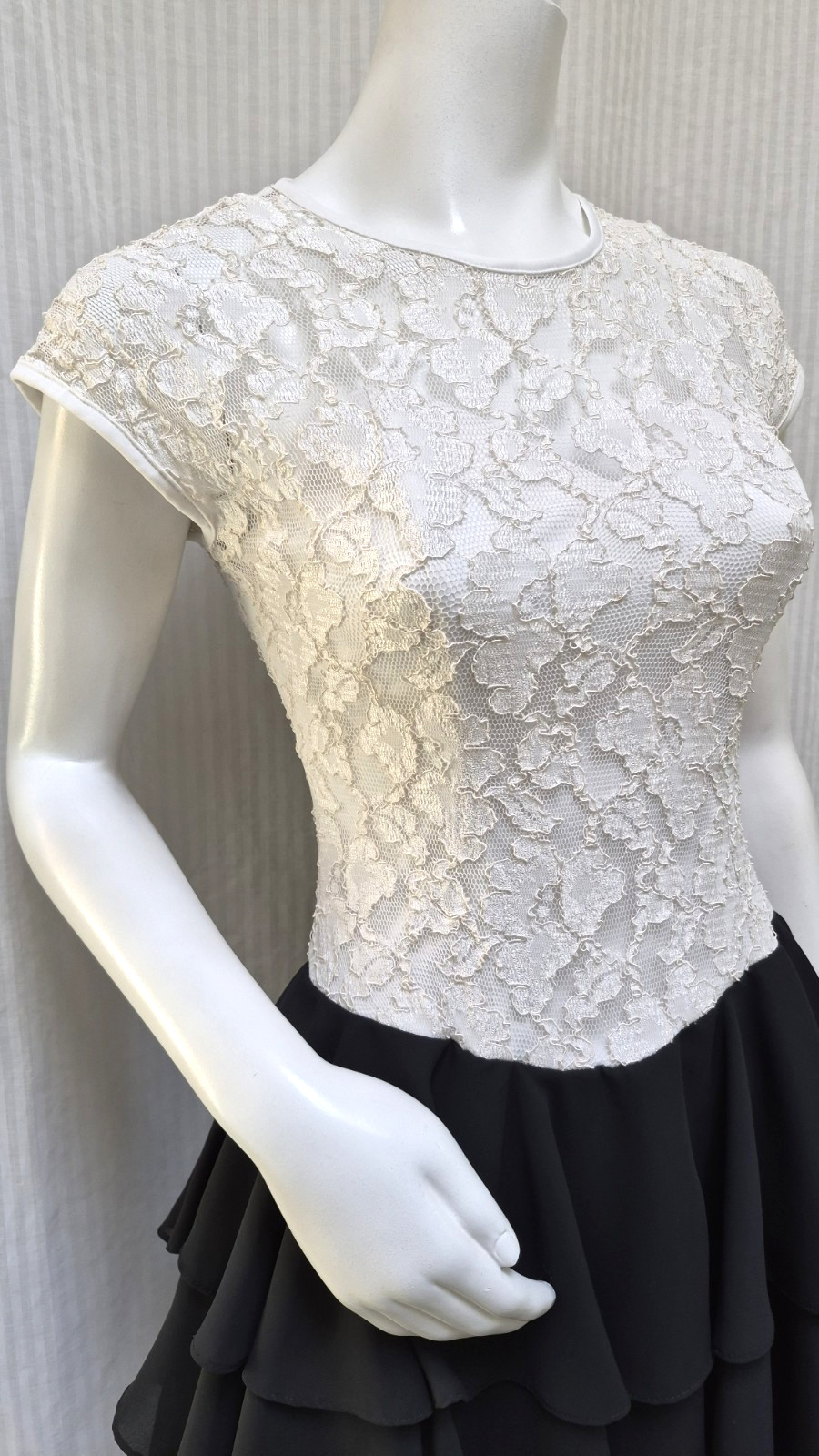 Vintage 80’s LATE EDITION Black w/ White Floral Lace Sheer Ruffle Dress – Size S