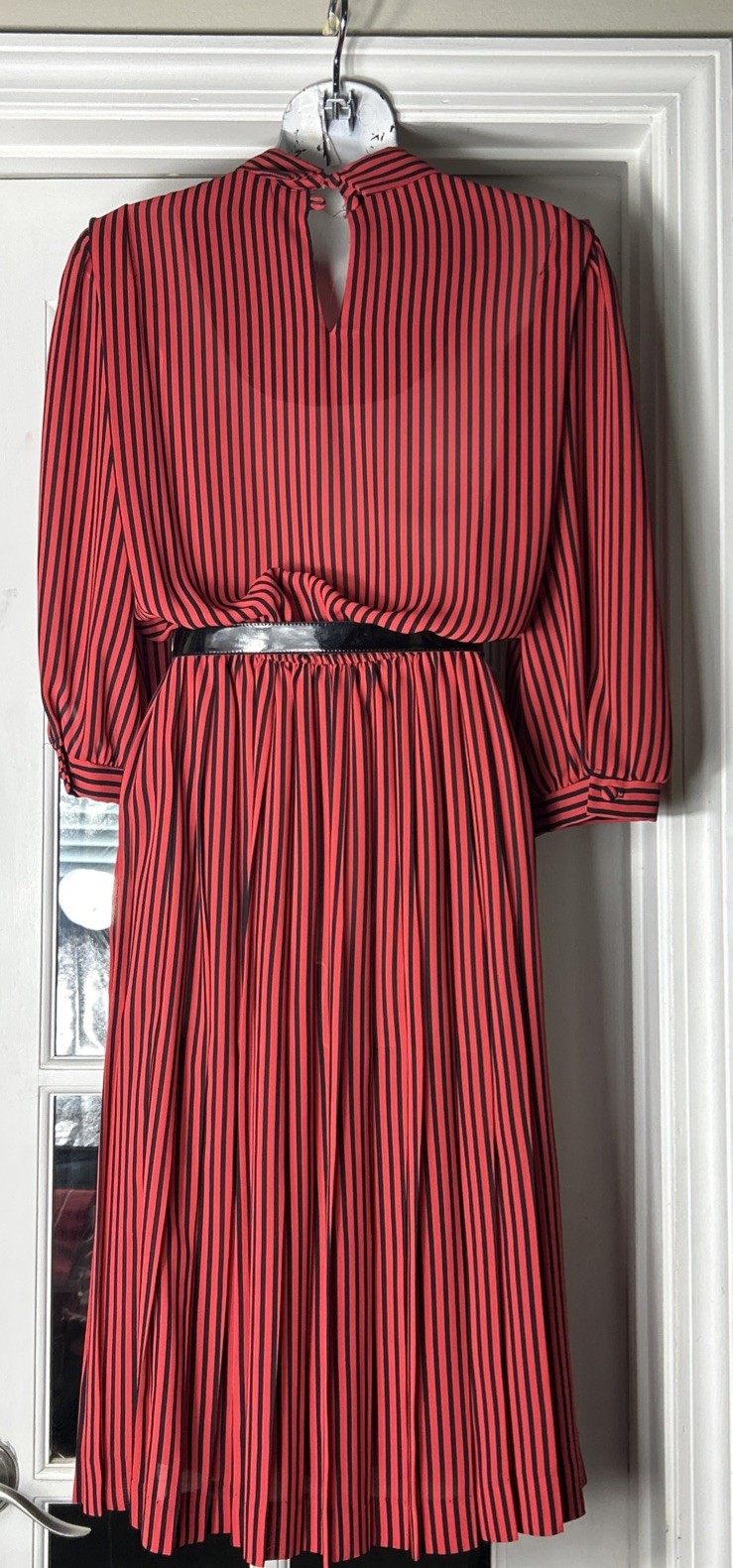 Vintage 70s shirtdress, black and red striped,long sleeves. Size 10