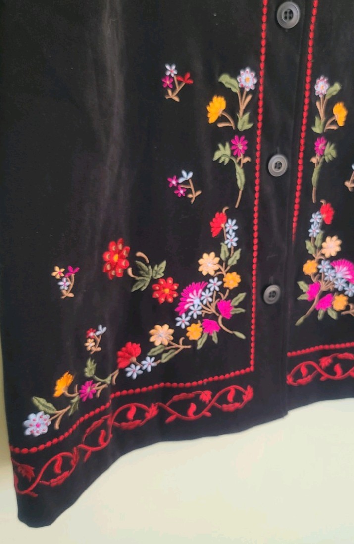 Vintage black Faux Suede Top Jacket Embroidered Red Pink Yellow Flowers. size 12