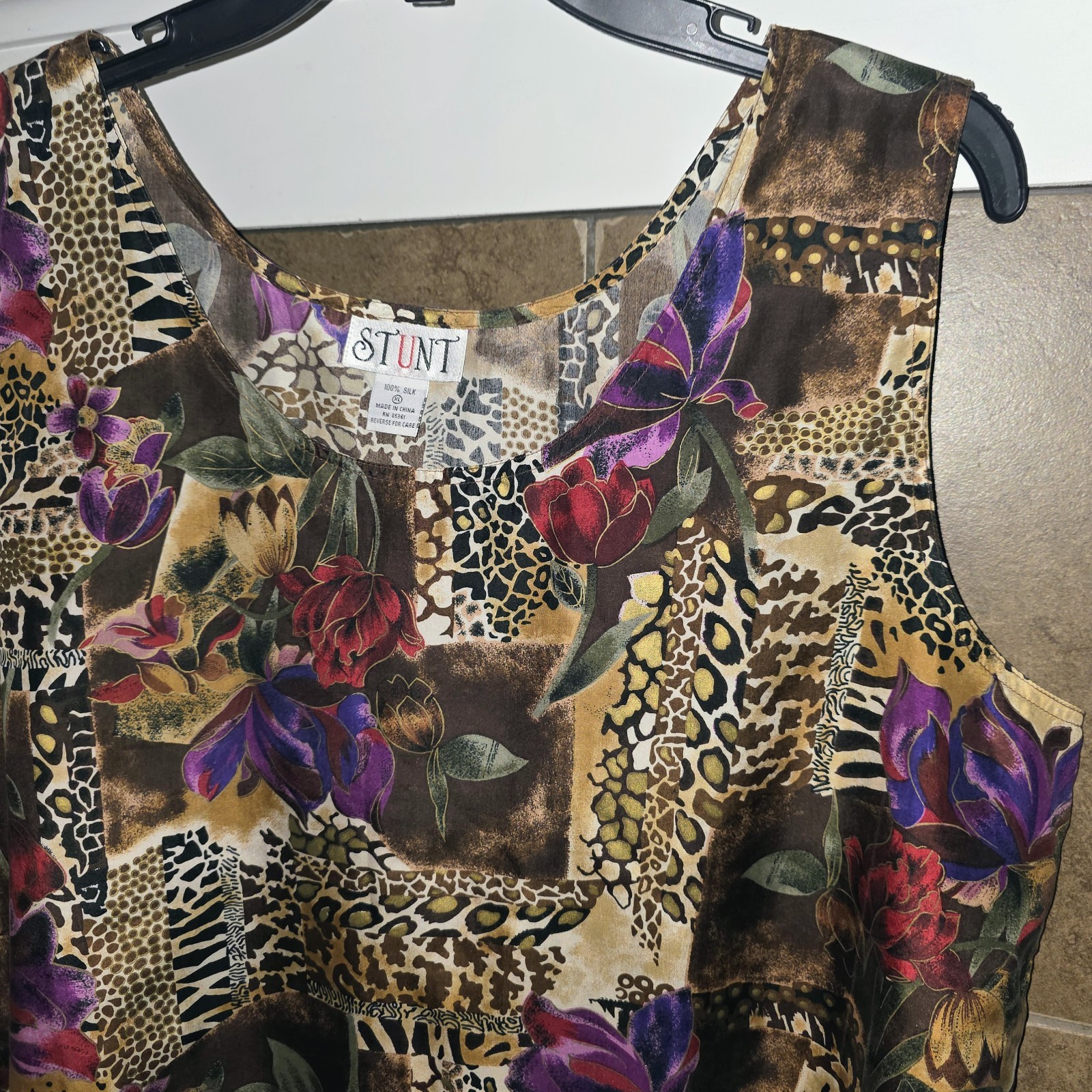 Stunt Sz XL 100% Silk Cheetah Giraffe Zebra Roses Floral Print Tank Top Blouse