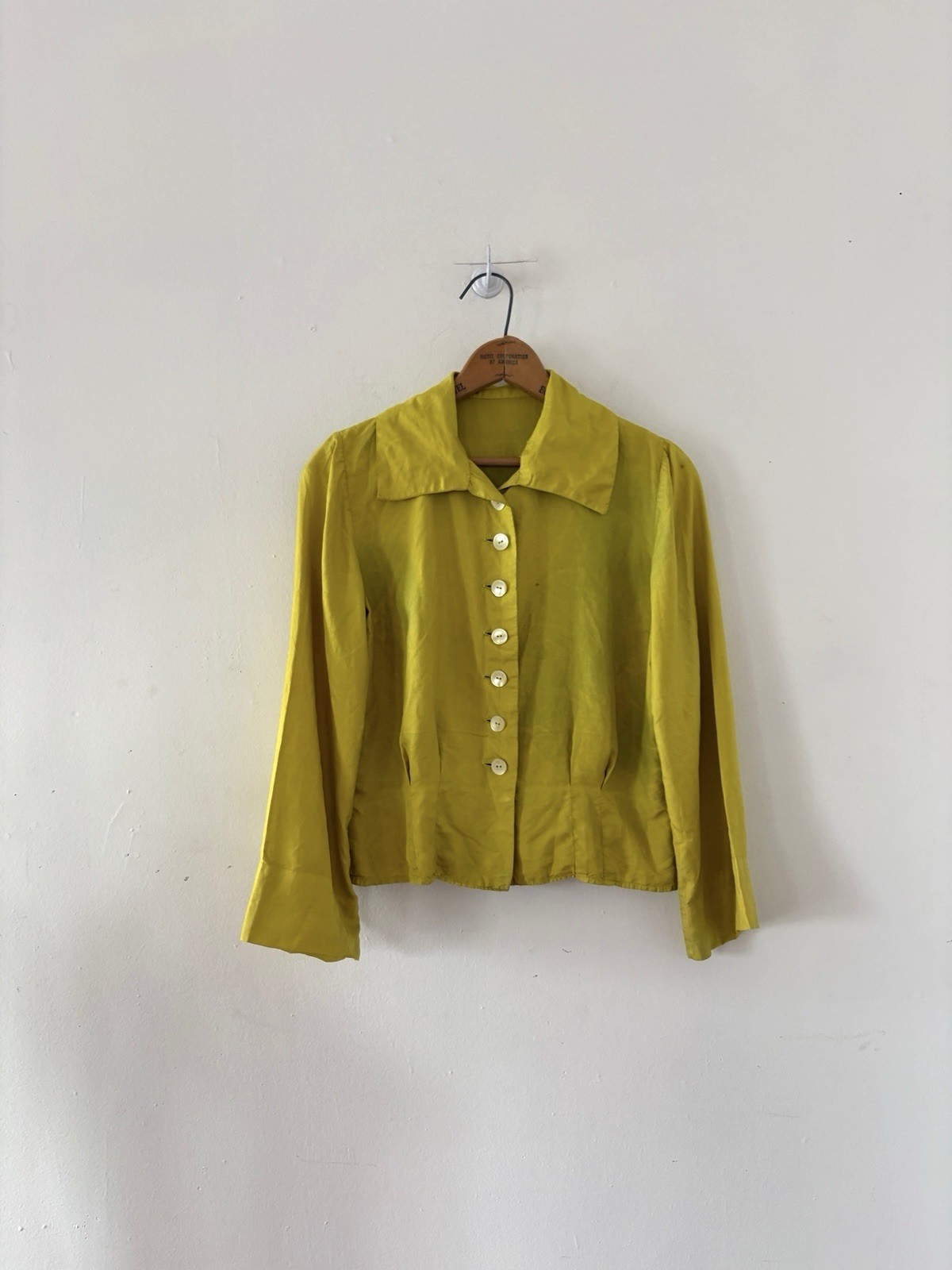 Vintage Antique 1920s 1930s Chartreuse Silk Trumpet Sleeve Blouse Shell Button S