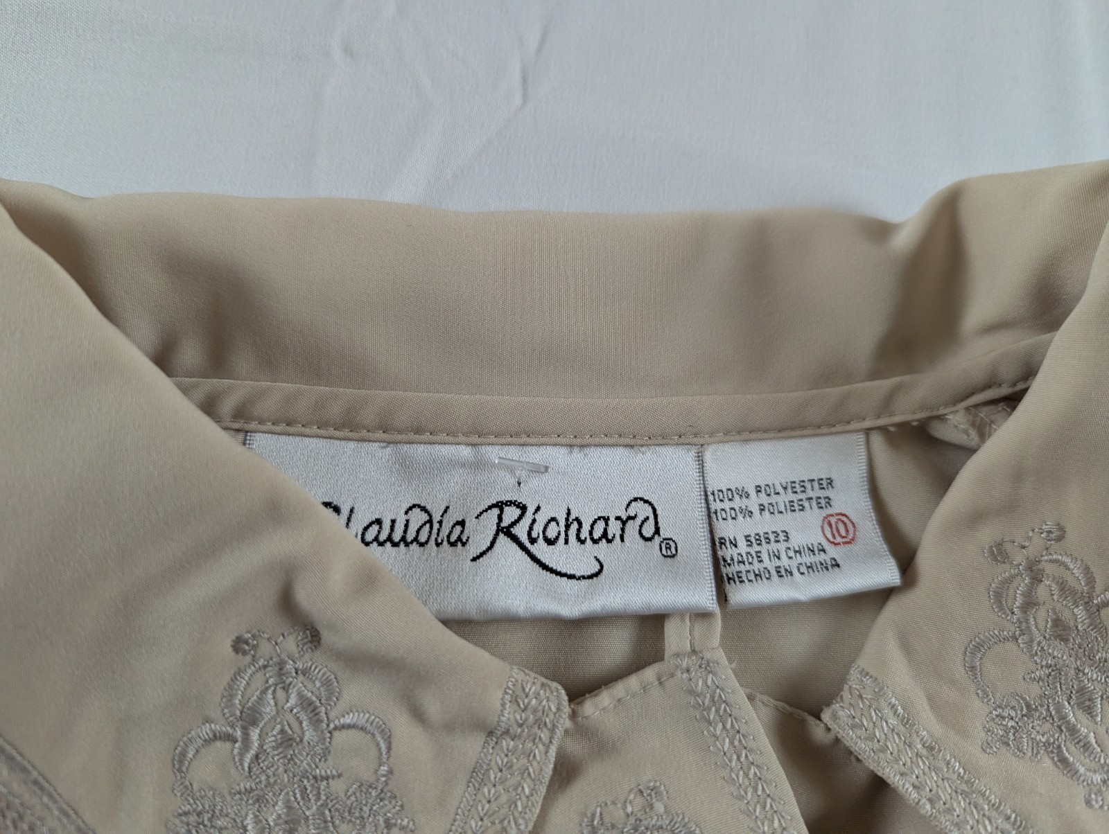 Claudia Richard Vintage Embroidered Guayavera Beige Sz 10
