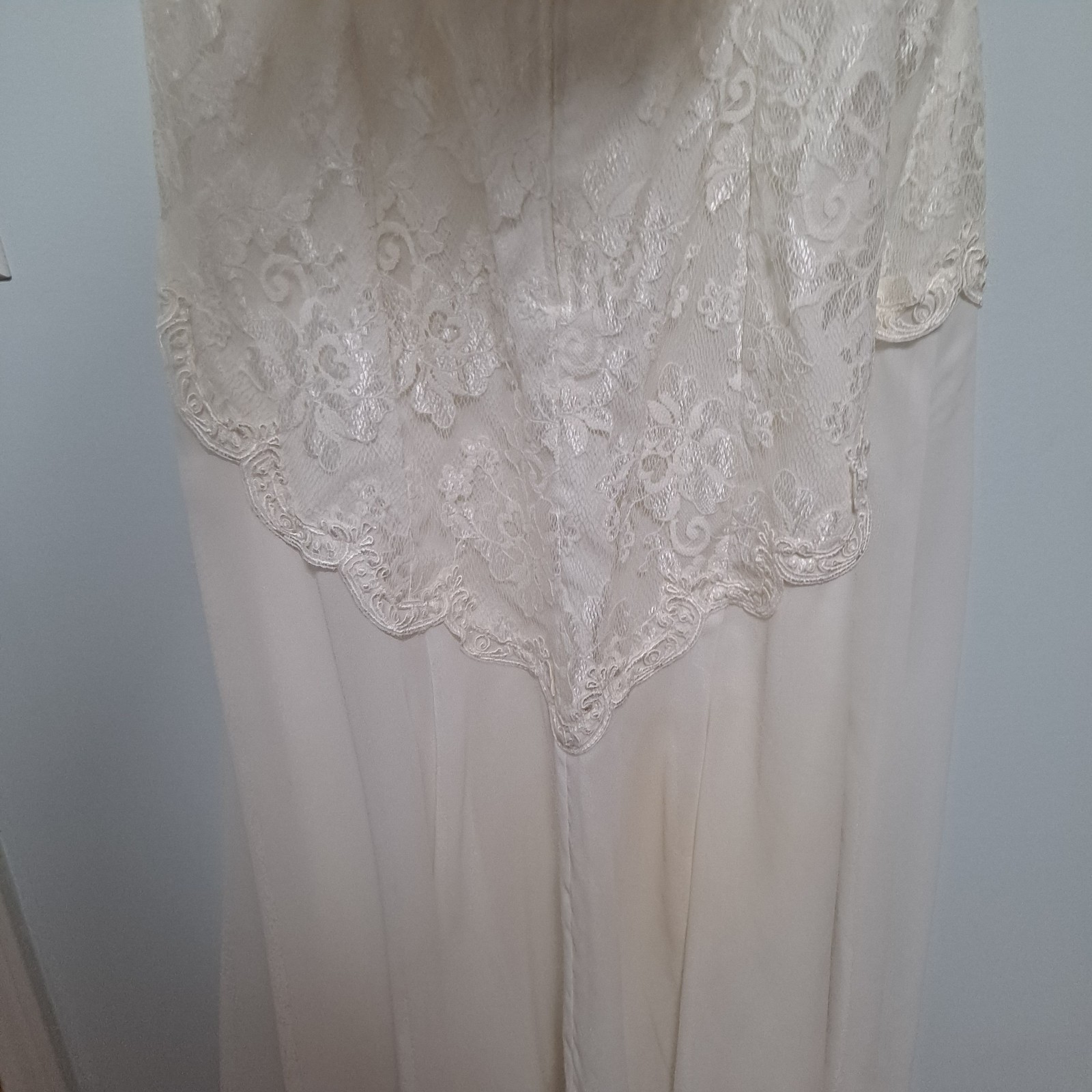 Size 16 Scott McClintock Lace Drop Waist Rosettes Dress/Bridal