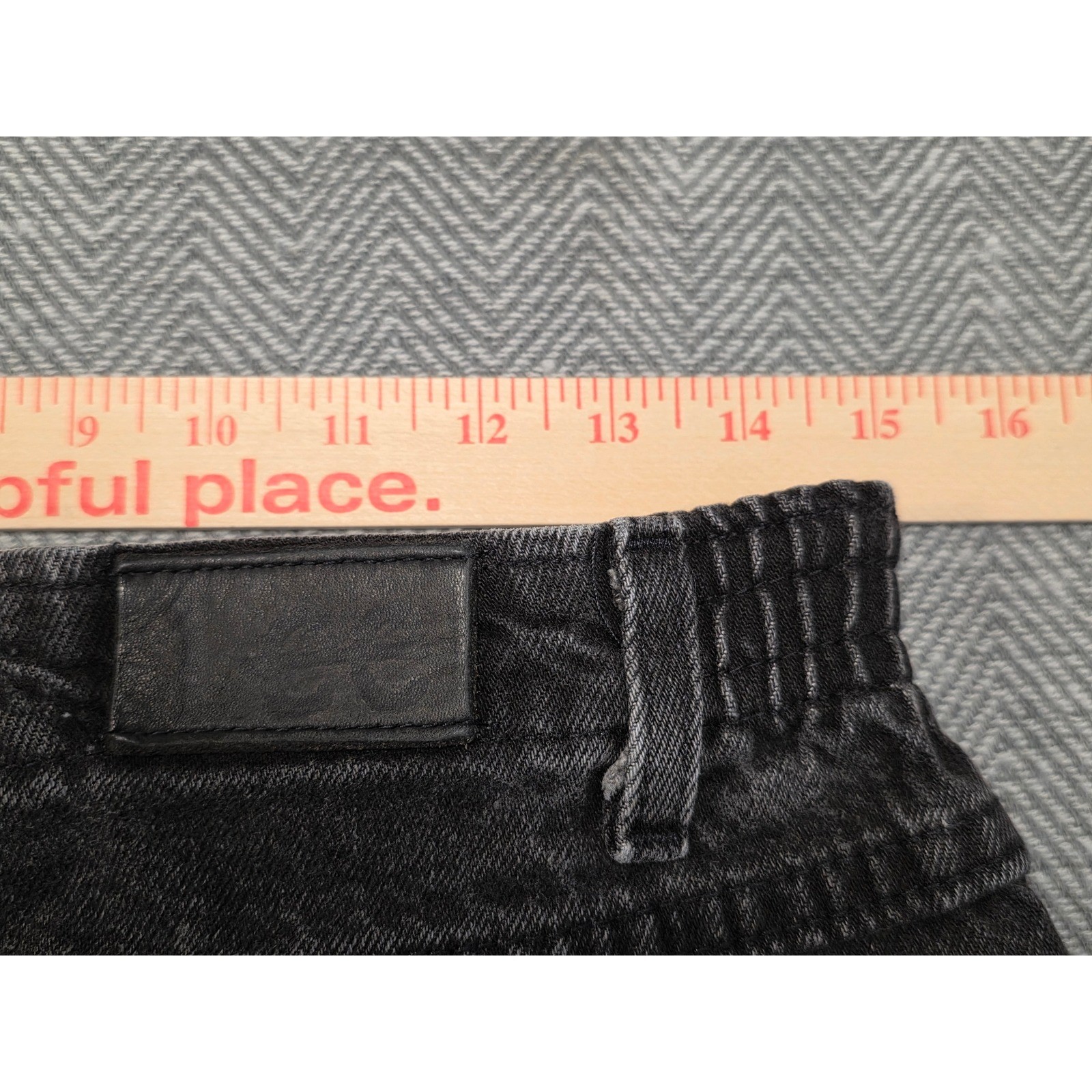 Vintage Lee High Waisted Relaxed Tapered Jeans Faded Black Made in USA Size 12 M