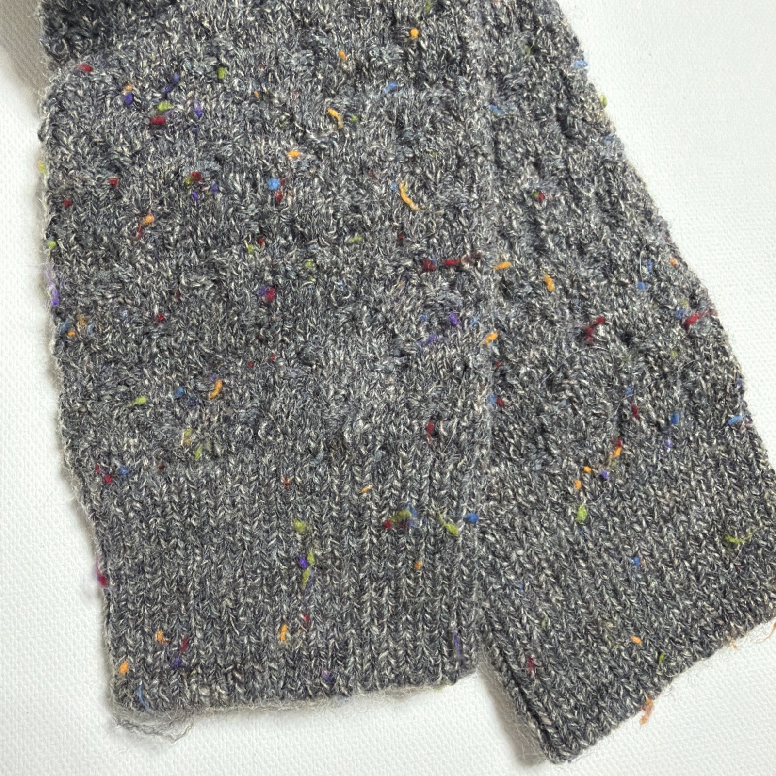 VTG Hanes Socks 9-11 Acrylic Nylon Crew NOS 80’s Confetti Colorful USA 90s Grey