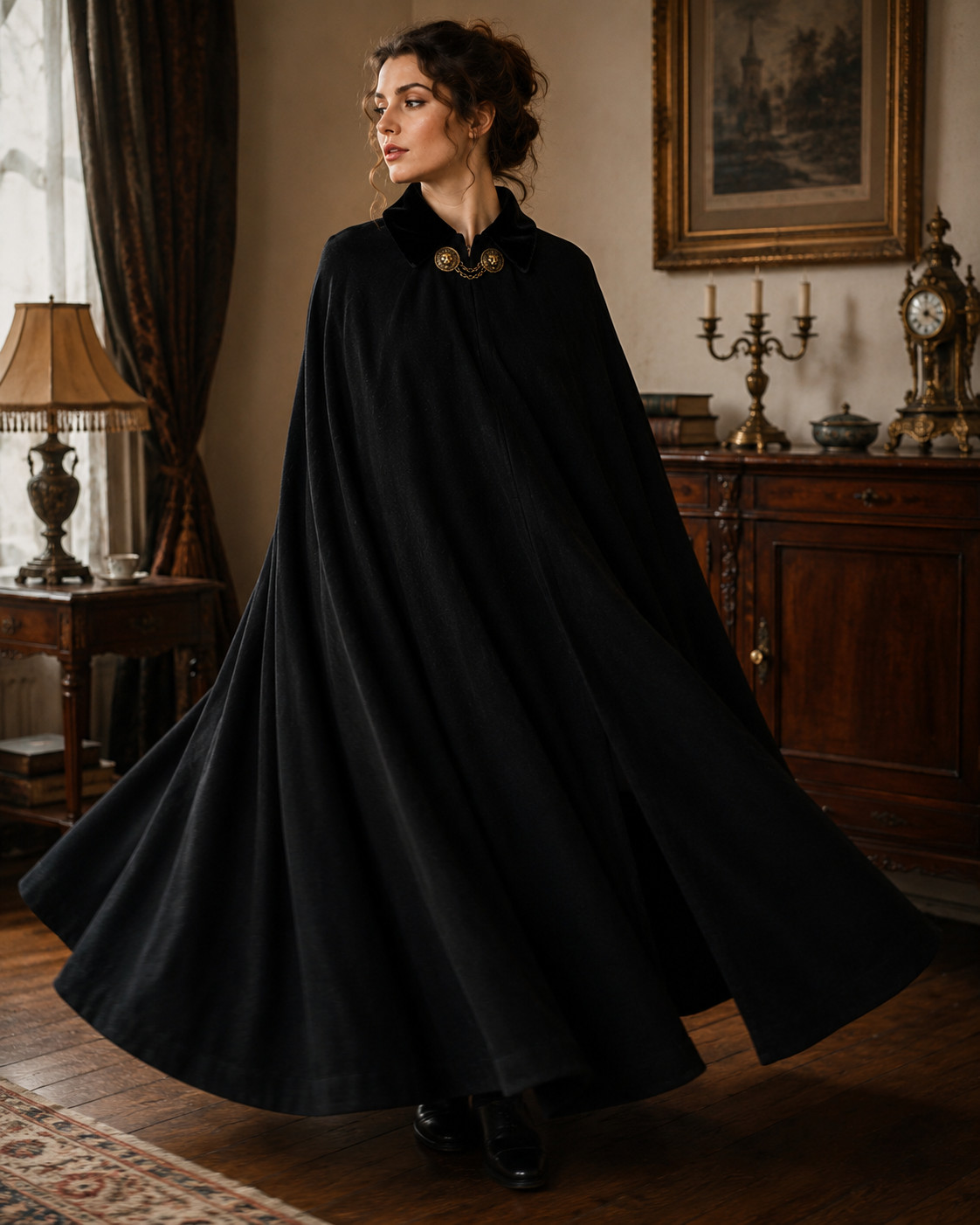 Antique Edwardian Black Wool Cape Cloak 48″ L Velvet Collar Lions Head Clasps