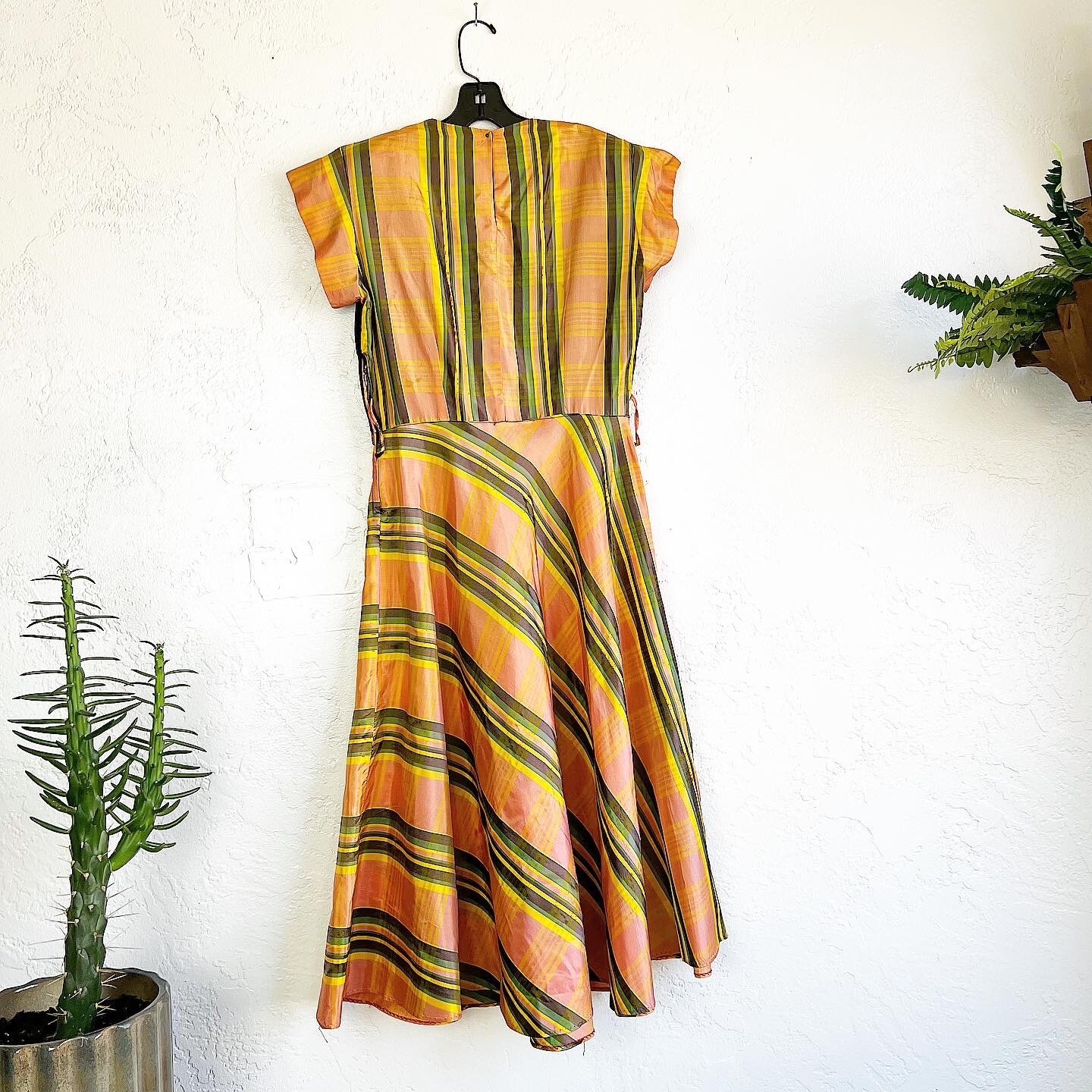 CANDY CORN STRIPED 40’s 40s Halloween Vintage Plaid Taffeta Black Velvet Dress M