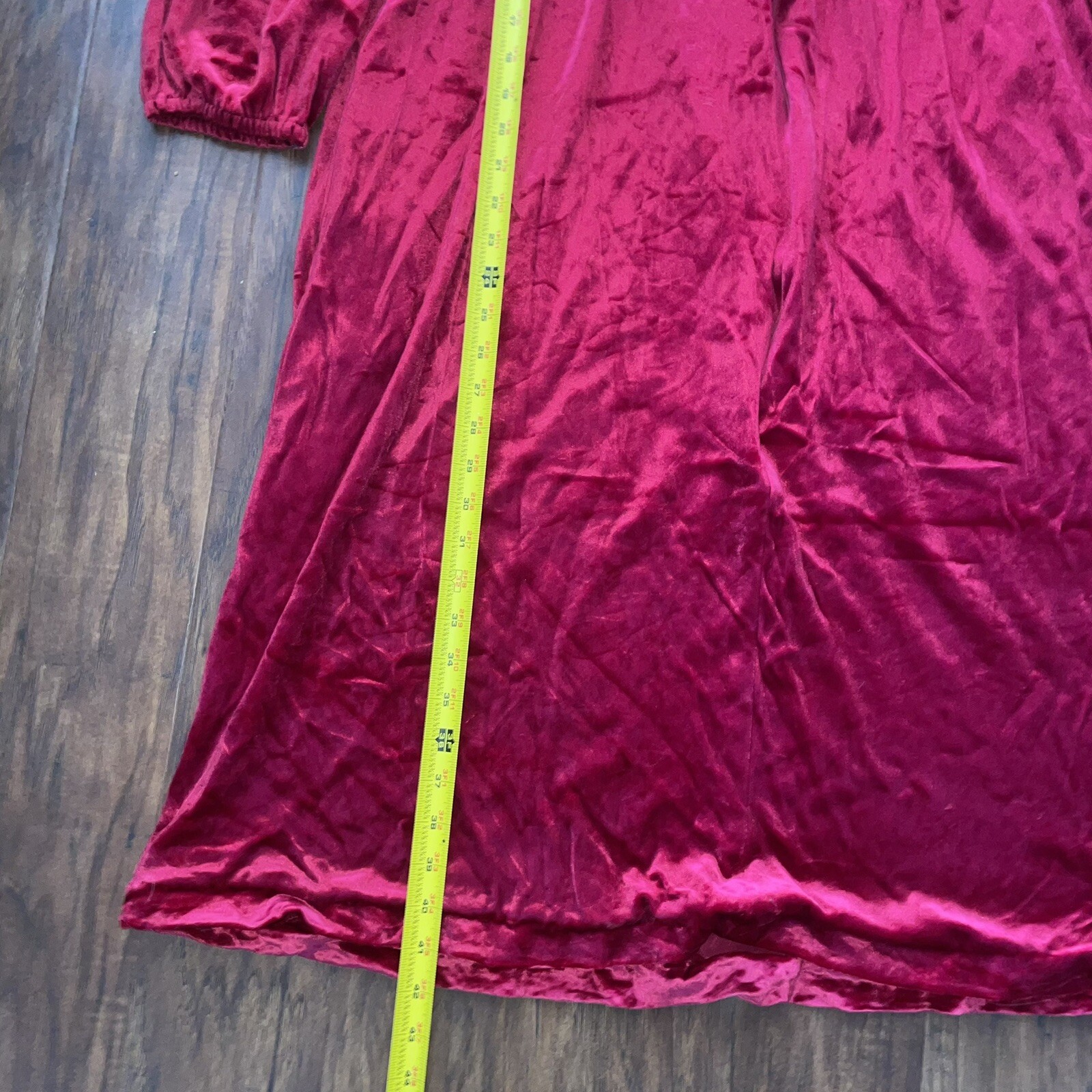 VTG Made In USA L Large Velvet Red Zip Front Robe Housecoat It’s A Charm Women