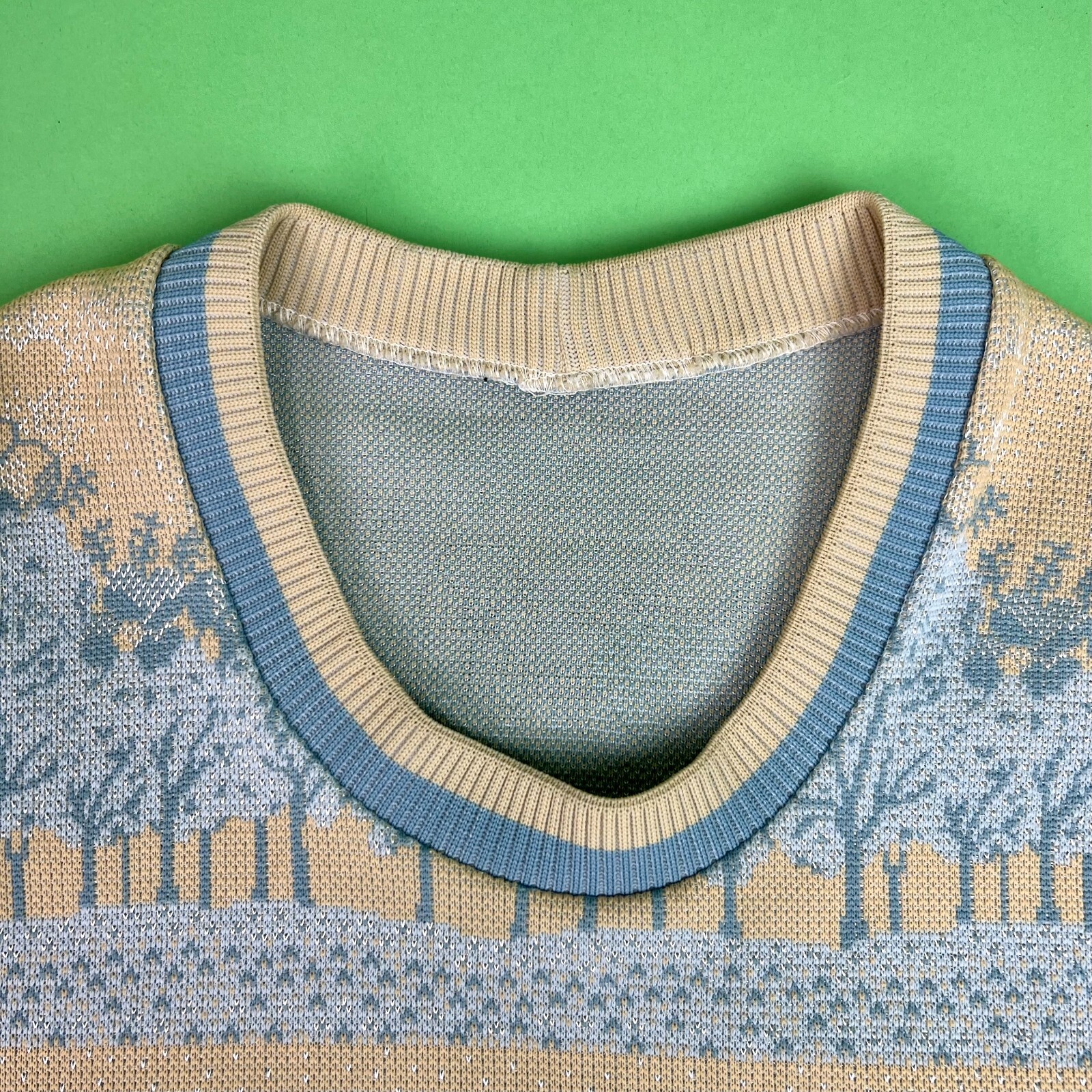 Vintage 70s Tree Landscape Novelty Sleeveless Knit Top Vest Size Medium