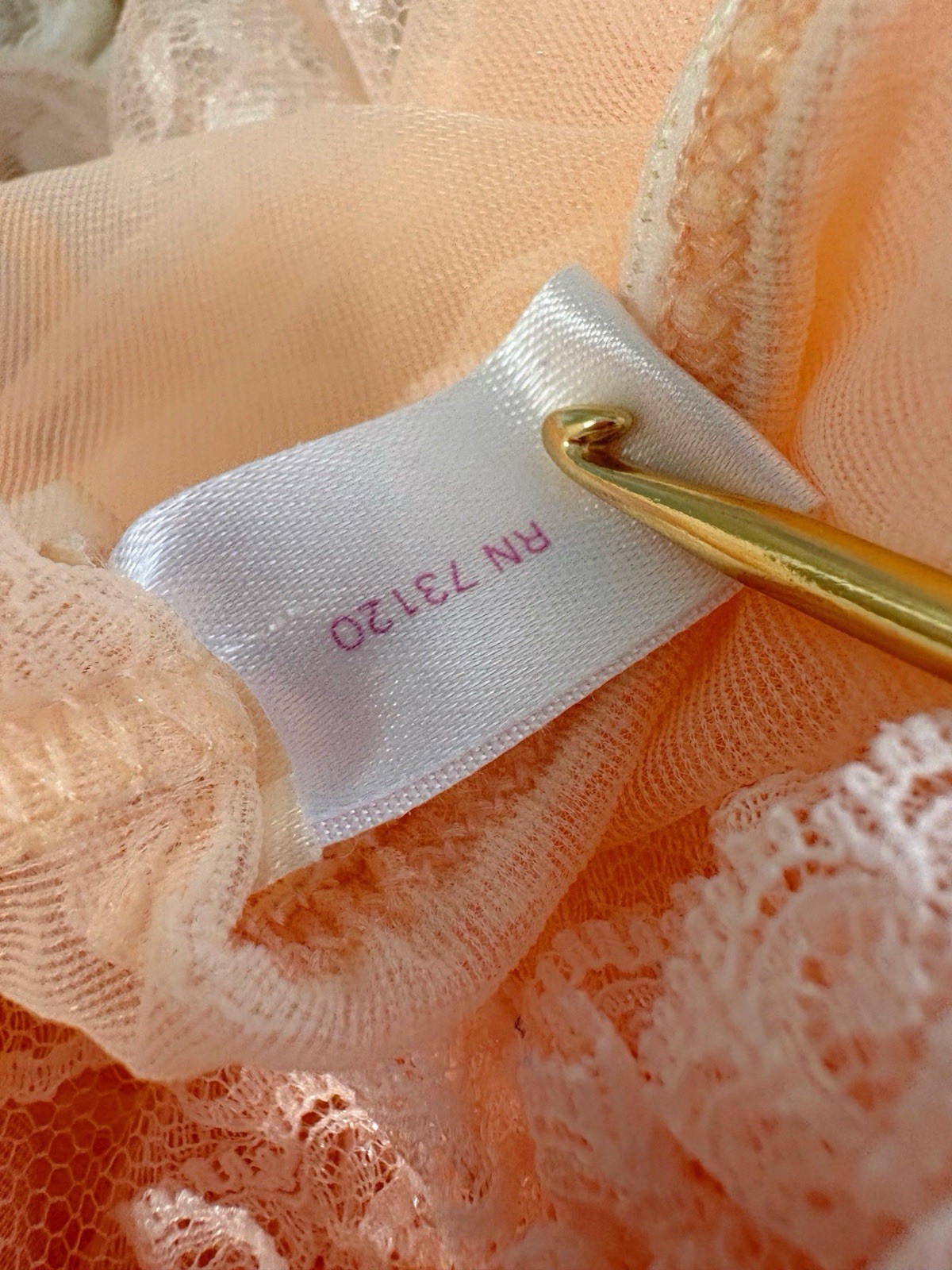 Vintage 1990s Frederick’s of Hollywood Cami Lace Lingerie Corset Top Salmon Pink