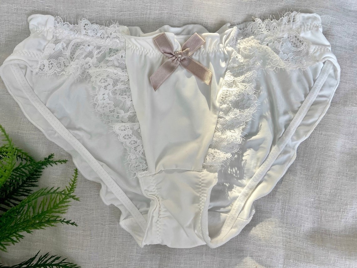 High Leg Vintage Milk Fiber Lace Panty, Silky Soft Frilly Rim High Waist