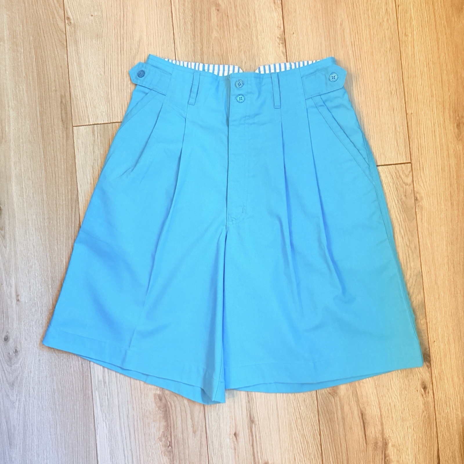 Vintage 90s High Waist Pleated Mom Shorts Blue 26″ Waist American Weekend