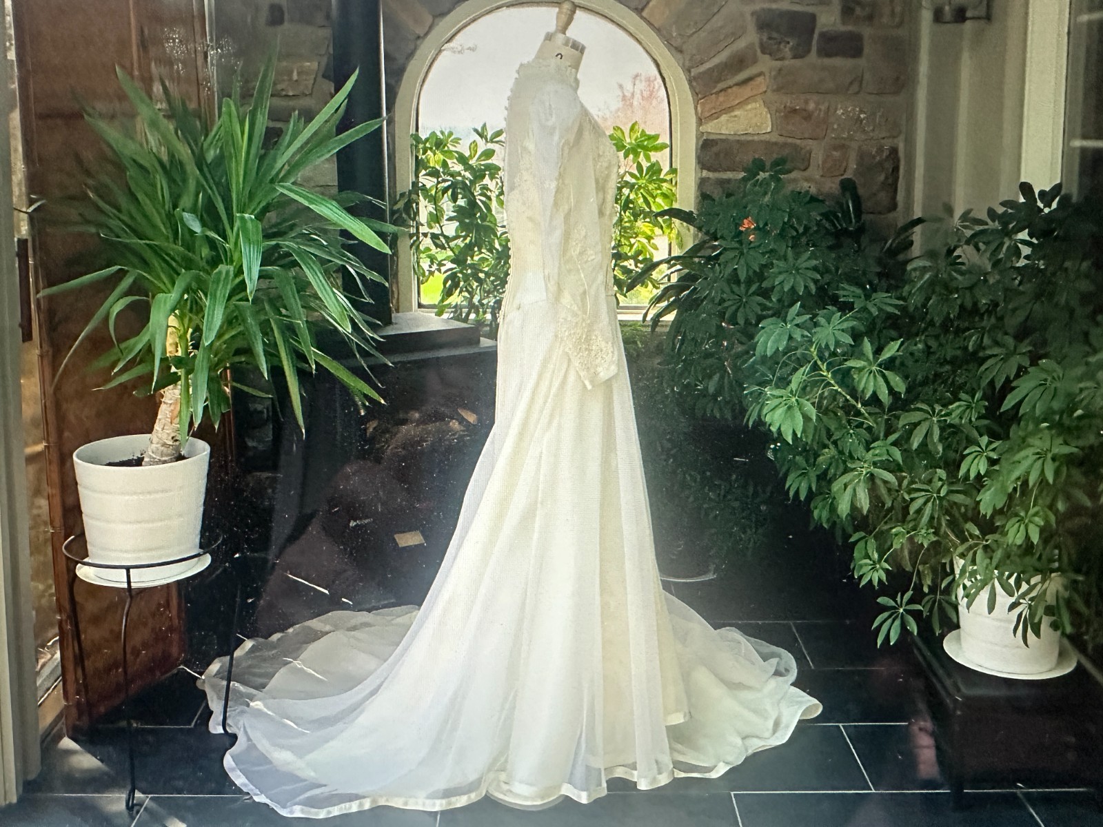 Vintage 1970s Ivory Nylon Chiffon Alencon Lace Wedding Dress