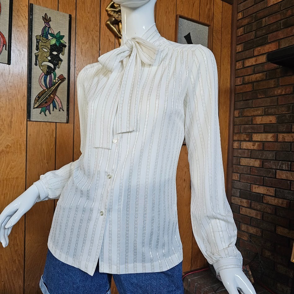 Vintage 80s Disco Secretary Pussy Bow Gold Pinstripe Button Up Blouse Top S/M
