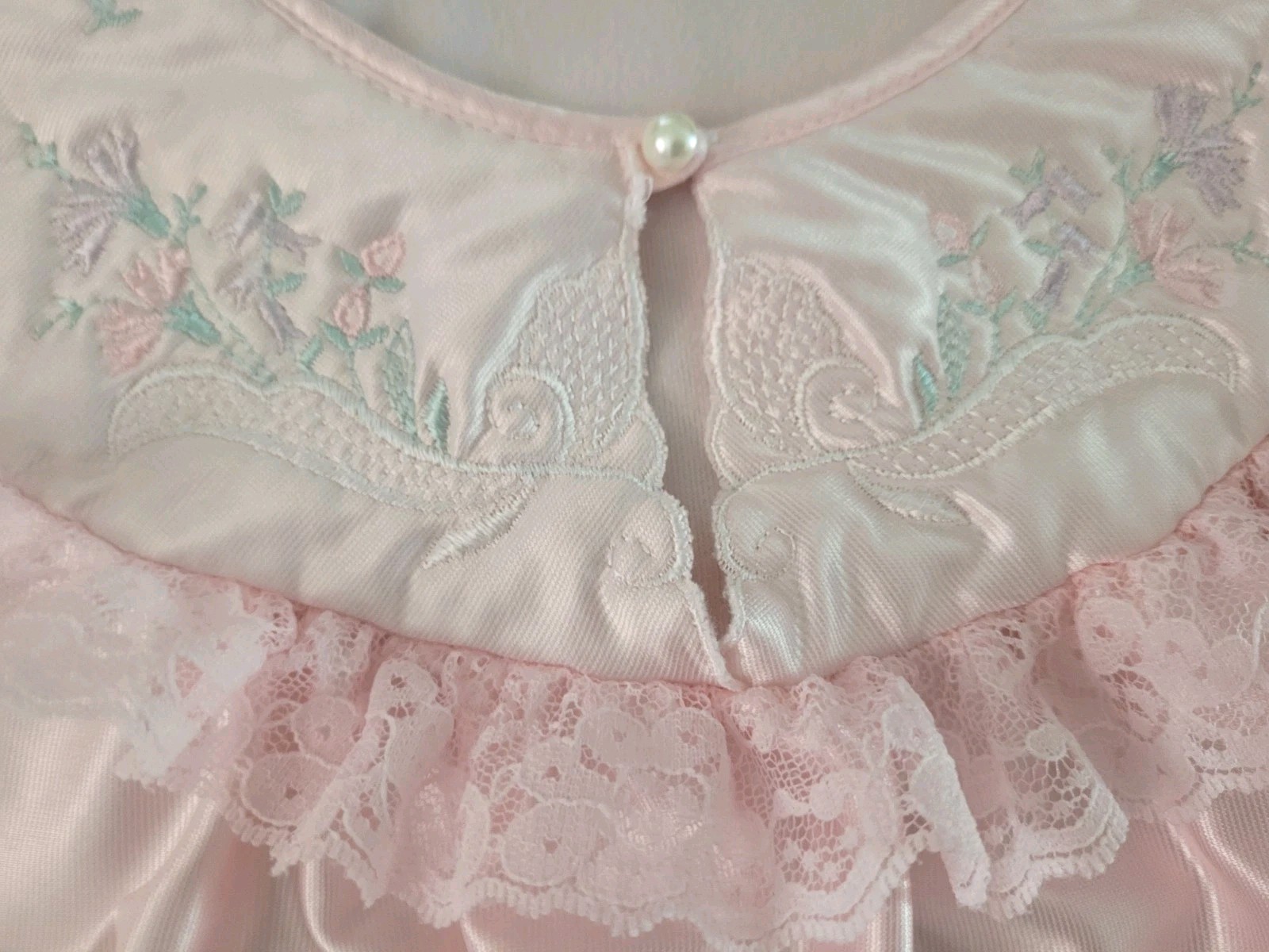 Vtg Stardust USA Pink Satin Brushed Lining Ruffled Lace LS Nightgown LG ●READ