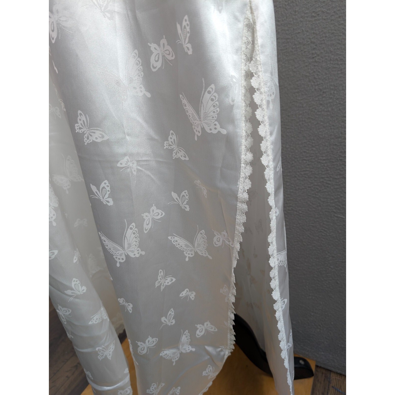 Vintage Papillon by Paula Carbone Ethereal Butterfly Nightgown Size M White USA