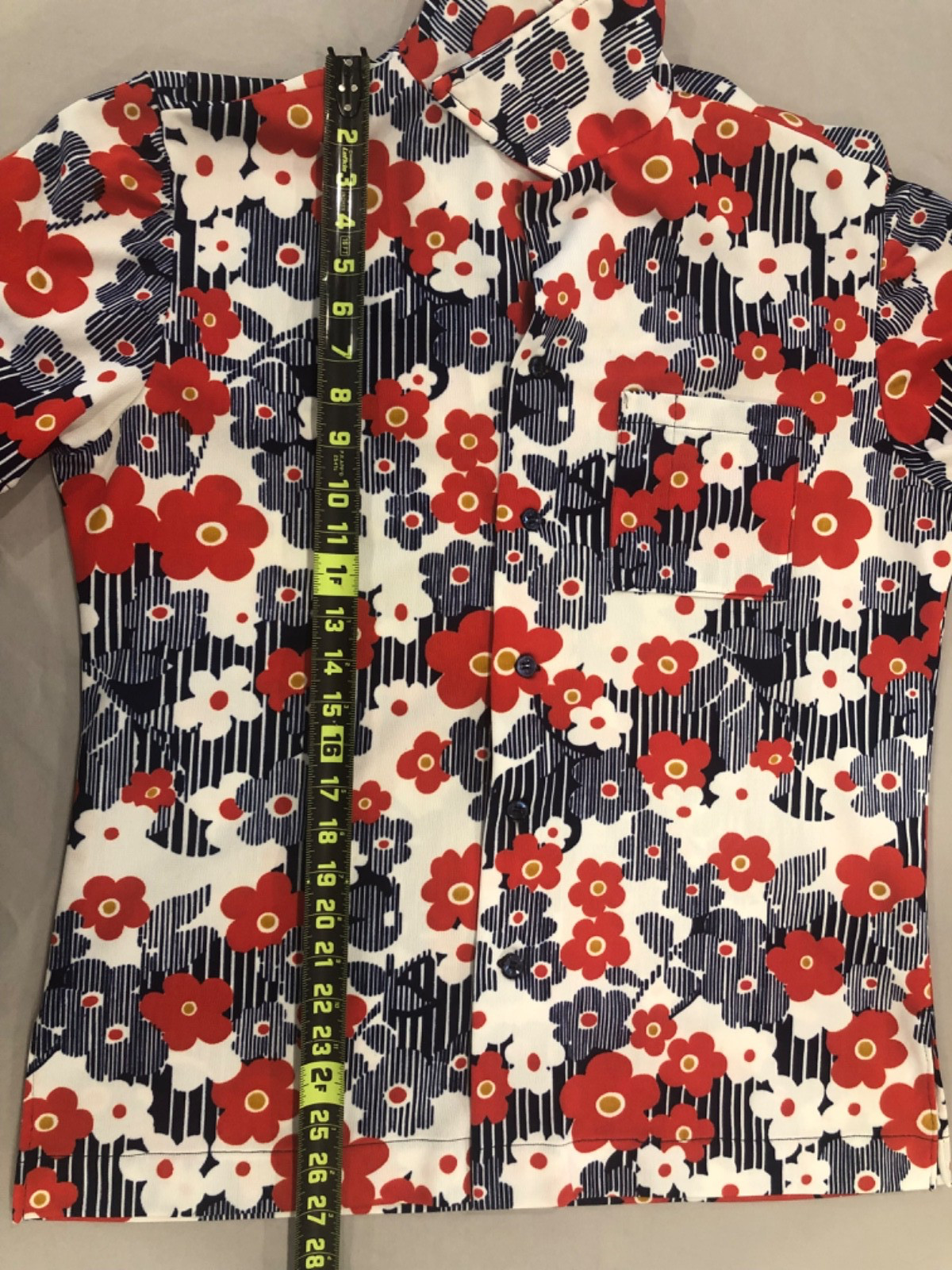 VTG Handmade Polyester Floral buttondown red navy white women side split shirt