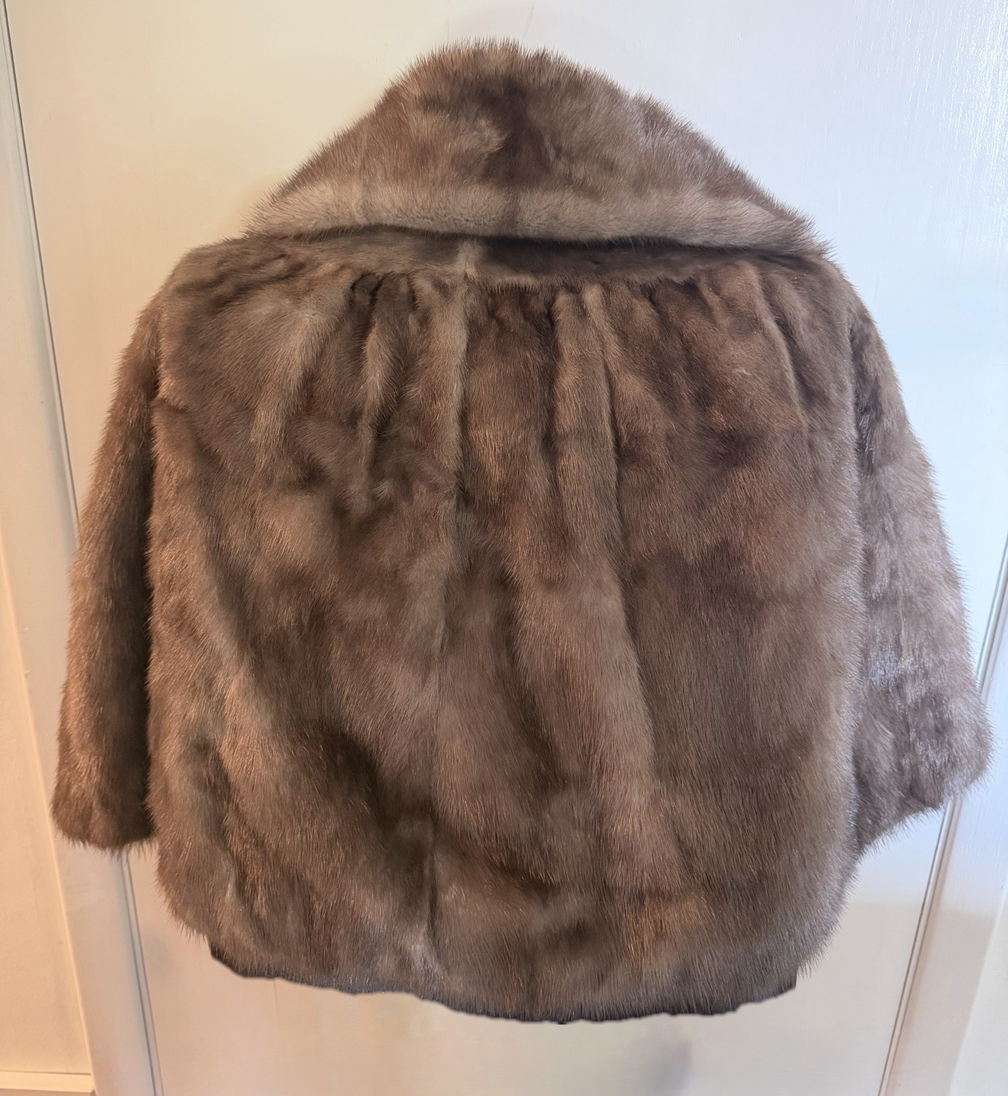 Vintage Mink Fur Capelet Bridal Wrap Stole J.C. Kramer Erie PA Rhinestone Clasp