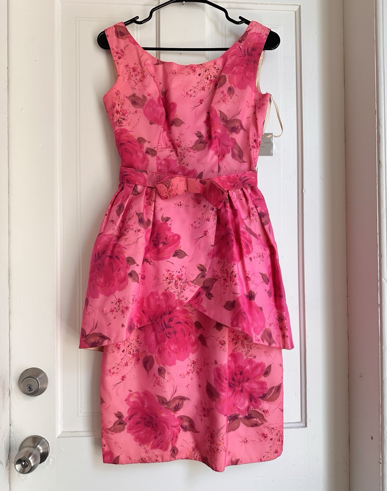 Vintage 60s Peplum Wiggle Dress Pink Floral Print