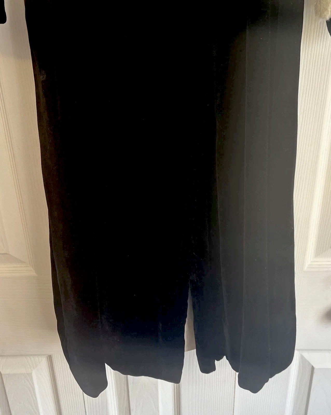 1930s Tuttle & Clark Detroit Paris Black Velvet Coat W/Fur Collar & Cuffs. Sm