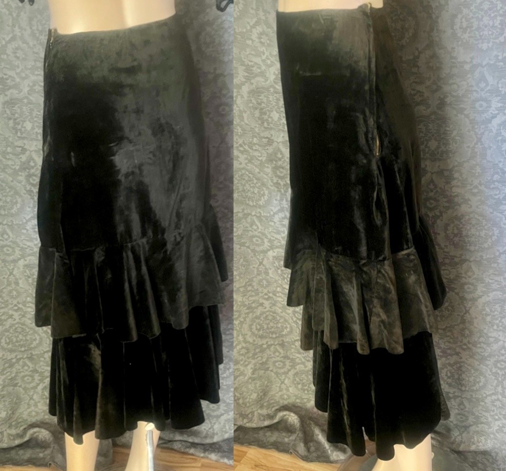 Charming 1920s Cotton, Rayon Velvet, Velveteen Tiered Black Skirt, Petite