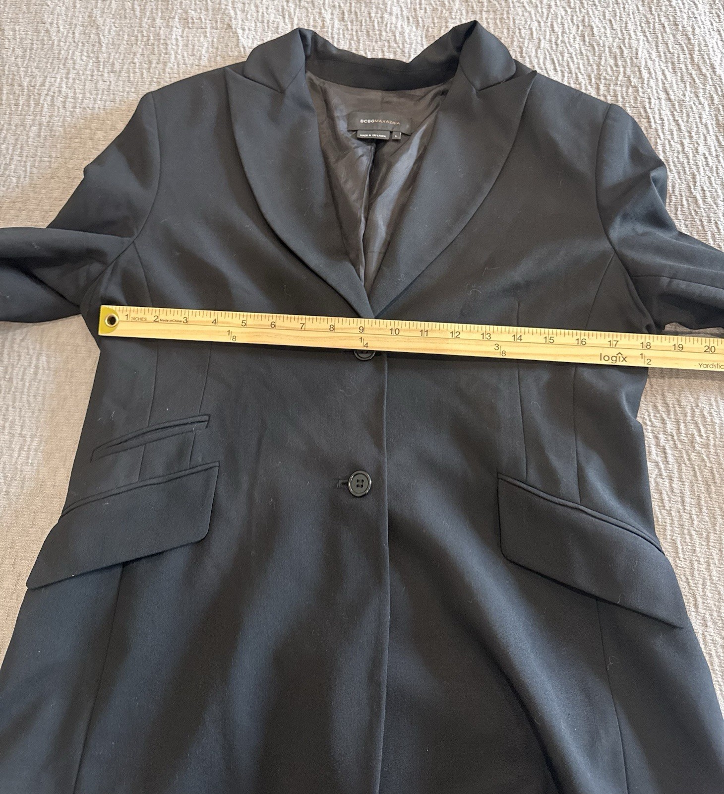 BCBG Maxazria Vintage Black Wool 2 Button Black Blazer Jacket Large Suiting