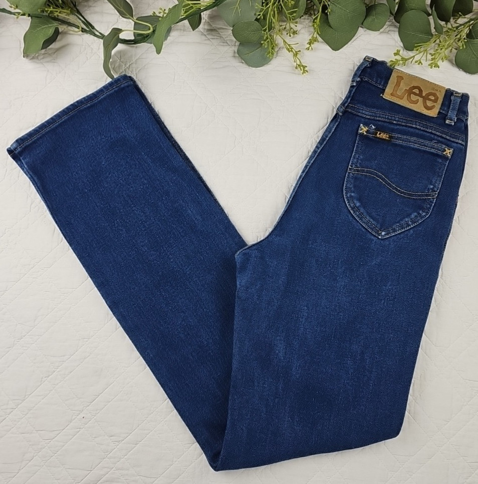 VTG Lee Riders Women’s Blue Denim Straight Leg Jeans VTG Size 10 (12 3/4″) Flat