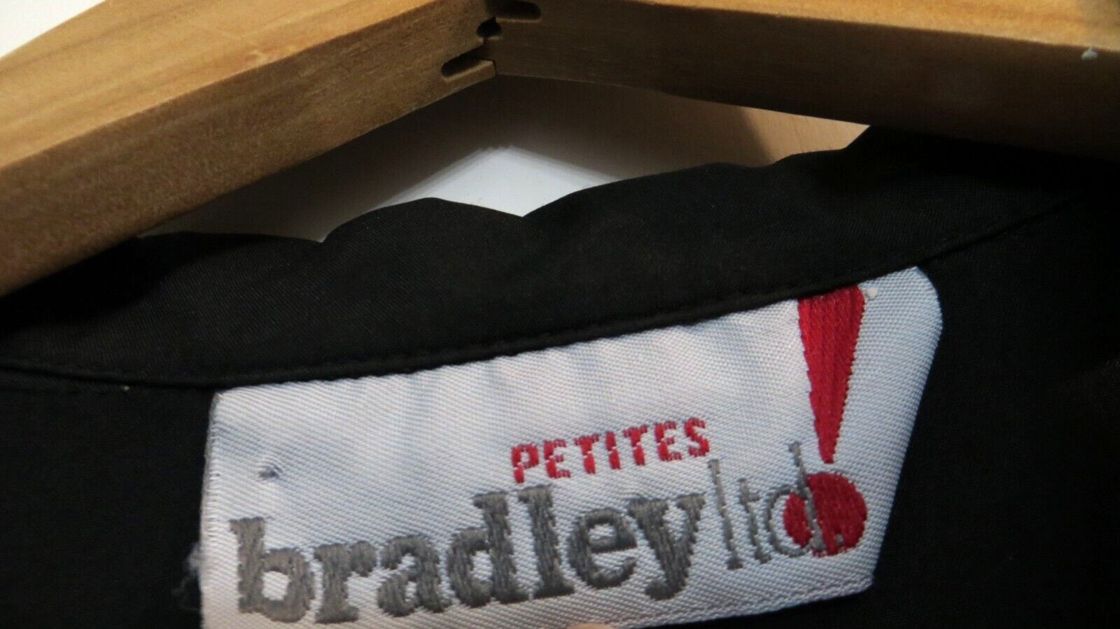 Vintage Bradley Ltd Shirt Womens Medium/Large Black Red Button Up Long Sleeve