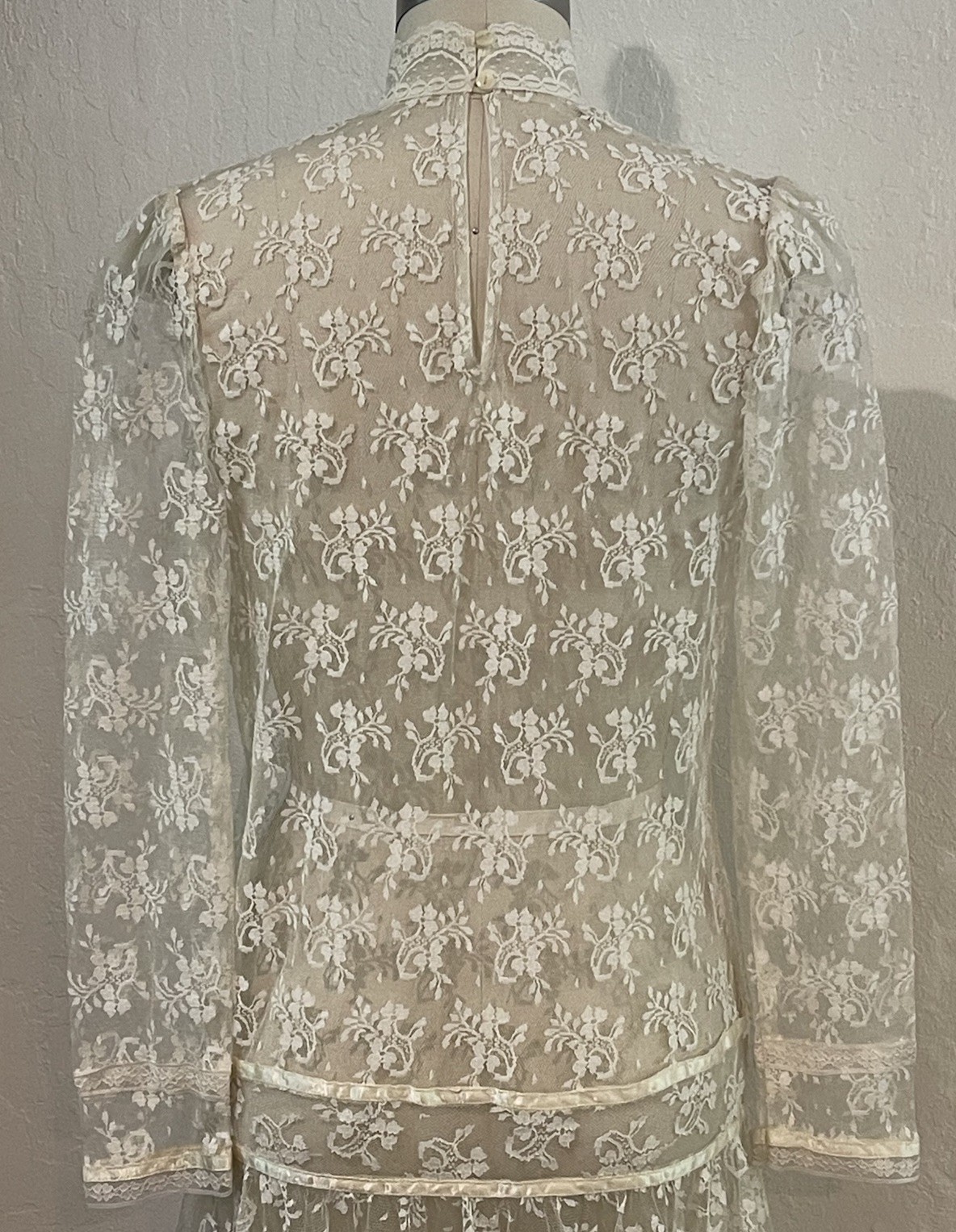 Vintage Ivory Lace Sheer Dress/Wedding/Evening/Prom/Formal Whimsy Bust 38”