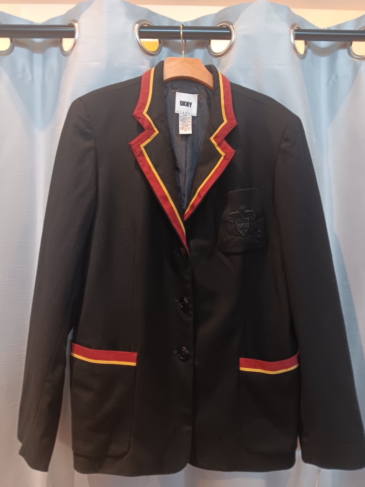 Vintage DKNY Wool Blazer Jacket Crest and Grograin Detail Prep/ Collegiate 14