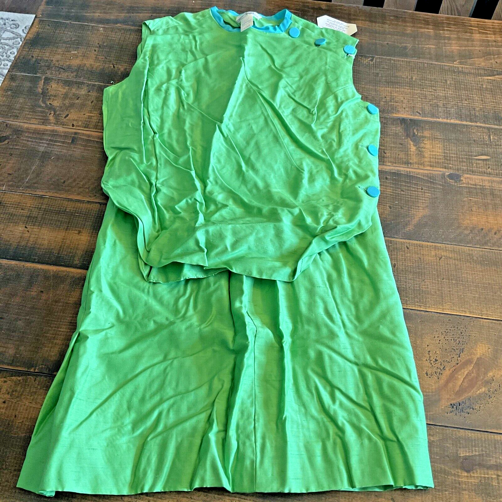 Vintage 1960’s?  Phil Rose of California Bright Green Sleeveless Top And Skirt