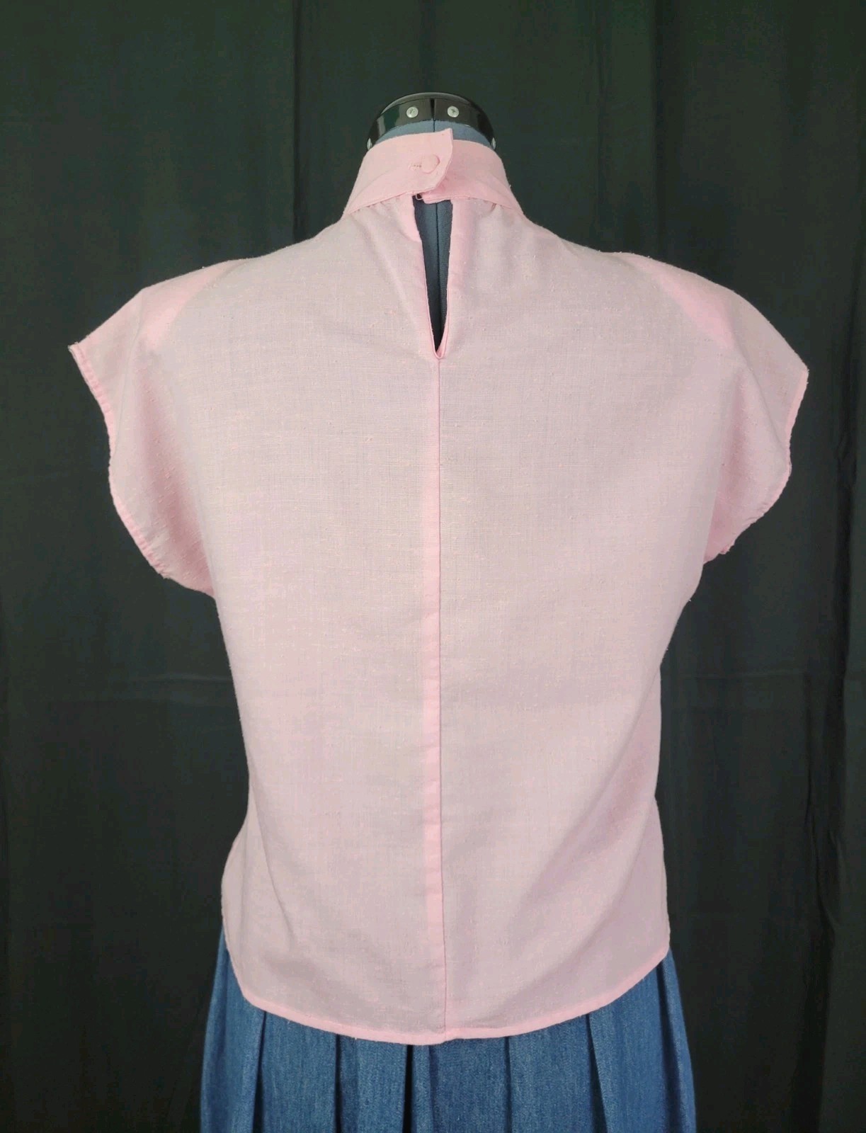 Vintage At Once Pink Drop Shoulder Blouse w Lace Neckline Size Small