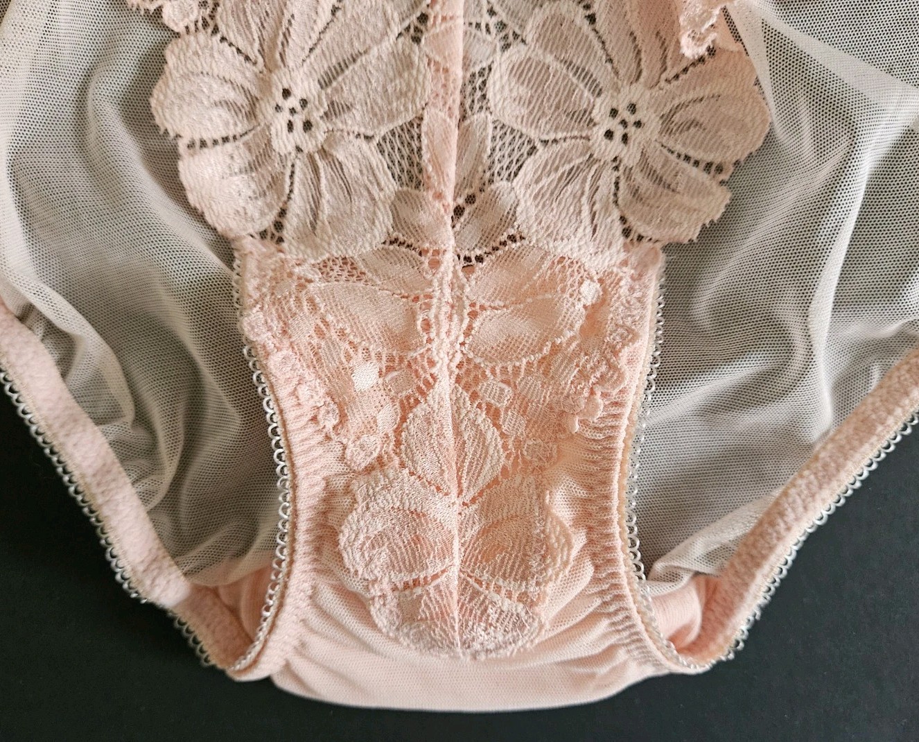 Vtg 90s Victorias Secret Lace Mesh Hi Cut Leg Medium Pink High Cut Panties NEW 2